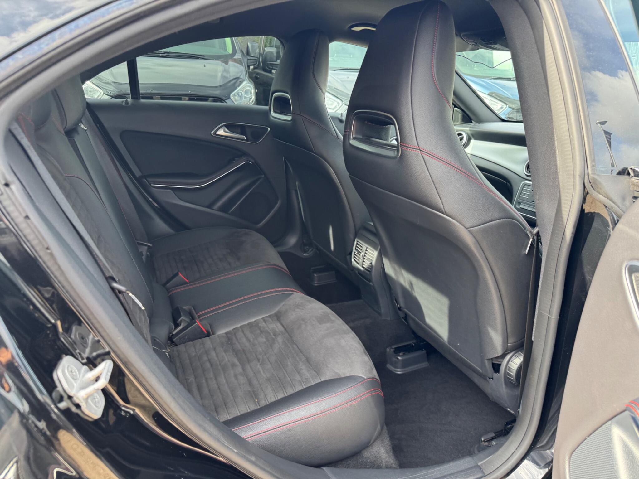 Mercedes-Benz Cla view 19