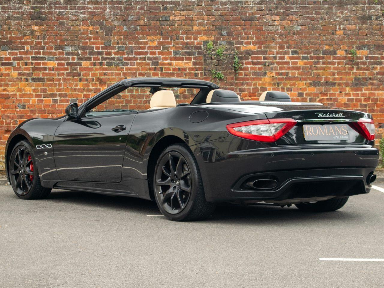 Maserati Grancabrio view 4