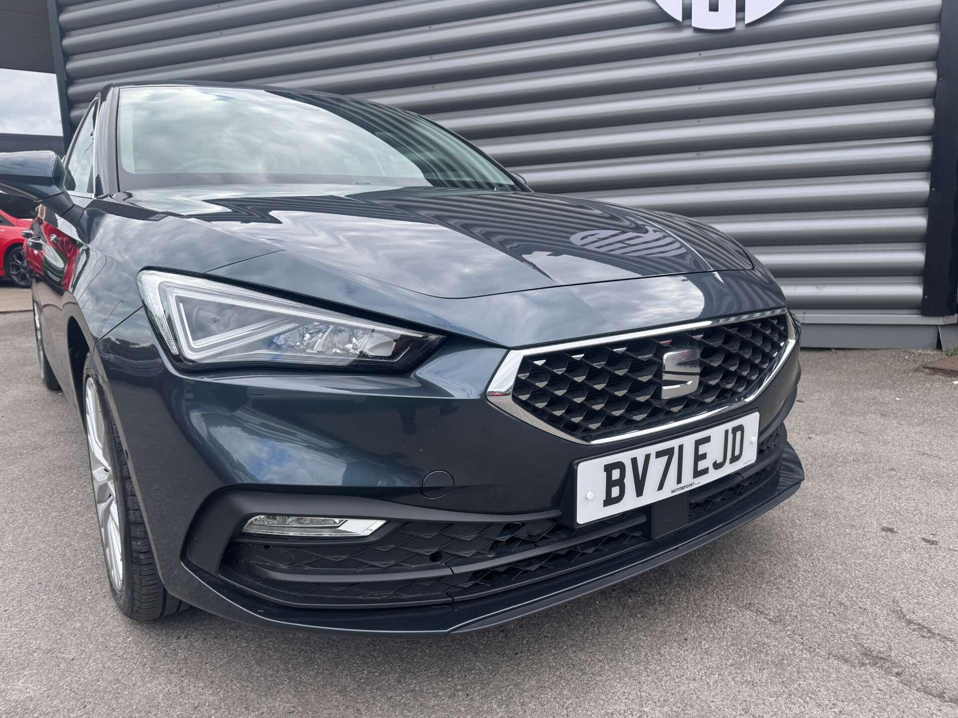 Seat Leon Leon view 8