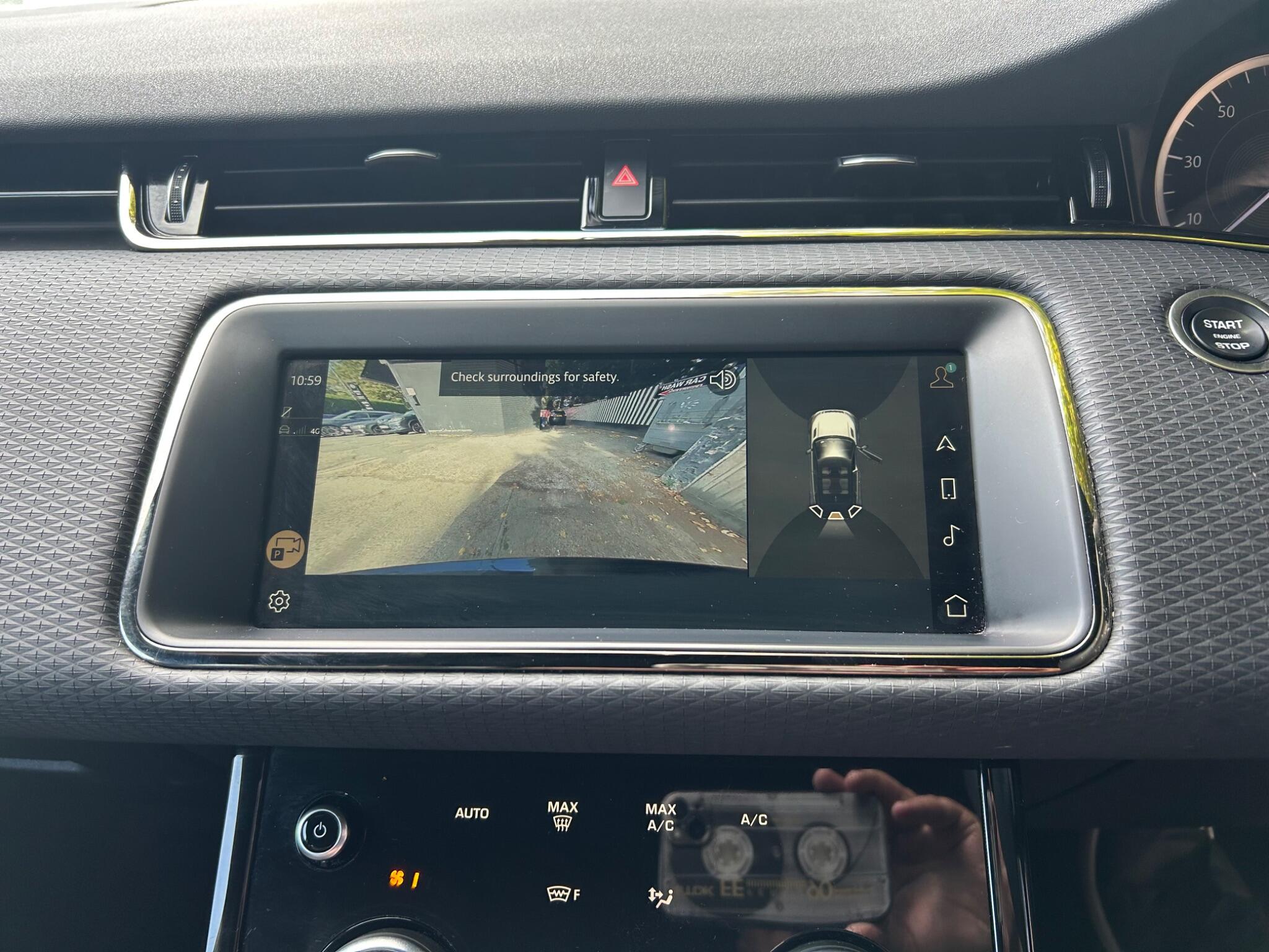 Land Rover Range Rover Evoque view 37