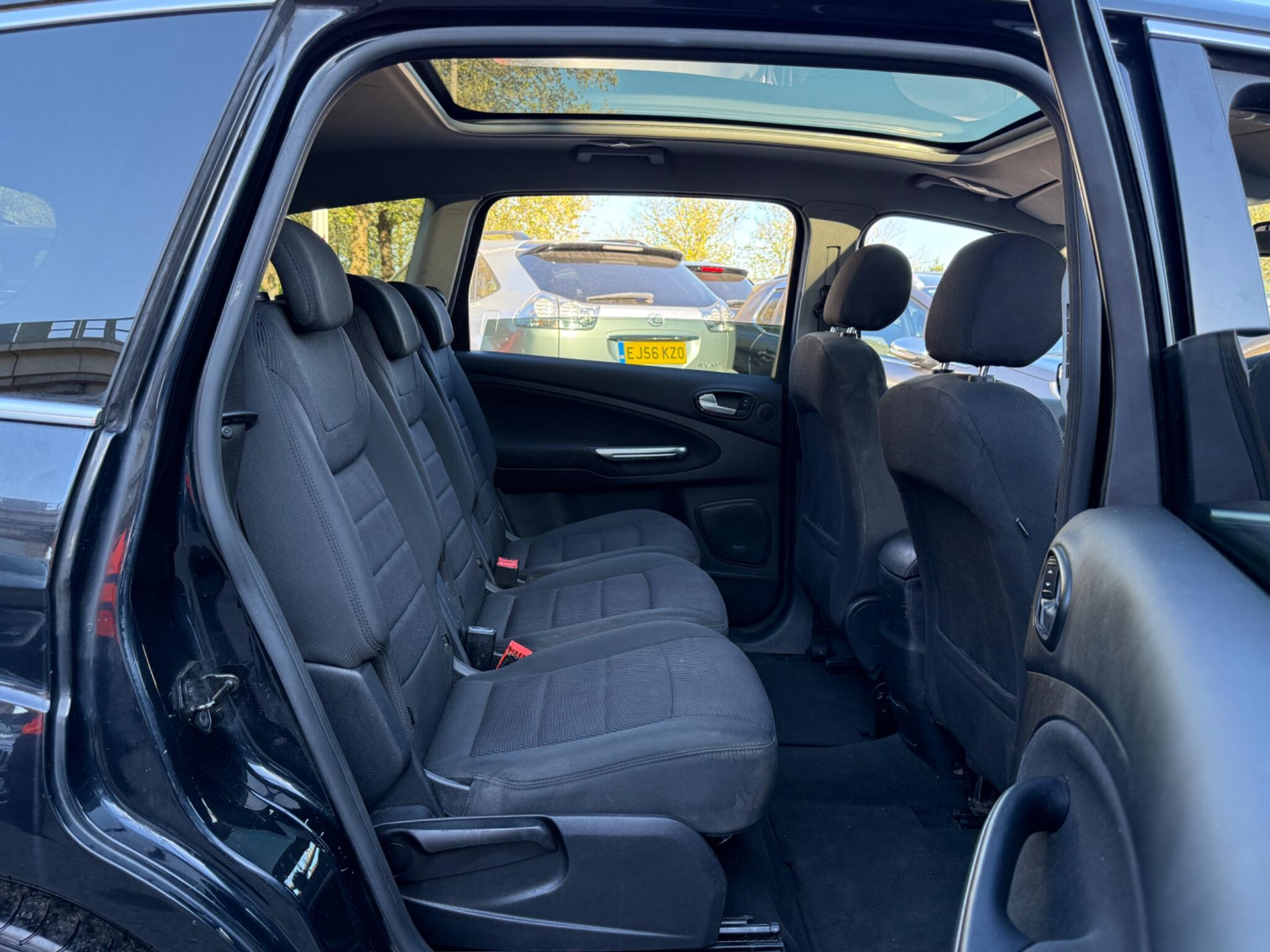 Ford S-Max - Image 15