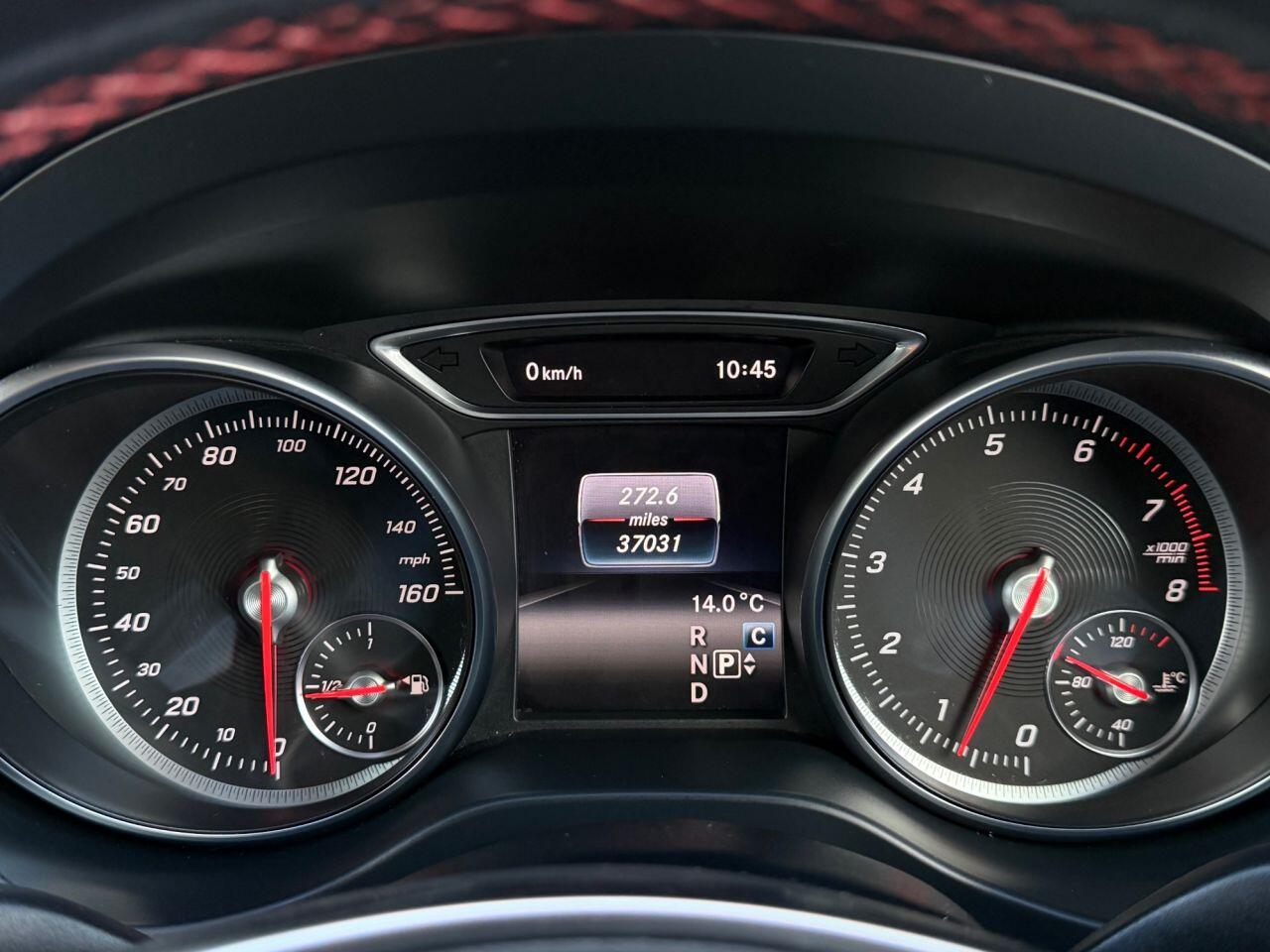Mercedes-Benz Cla view 29