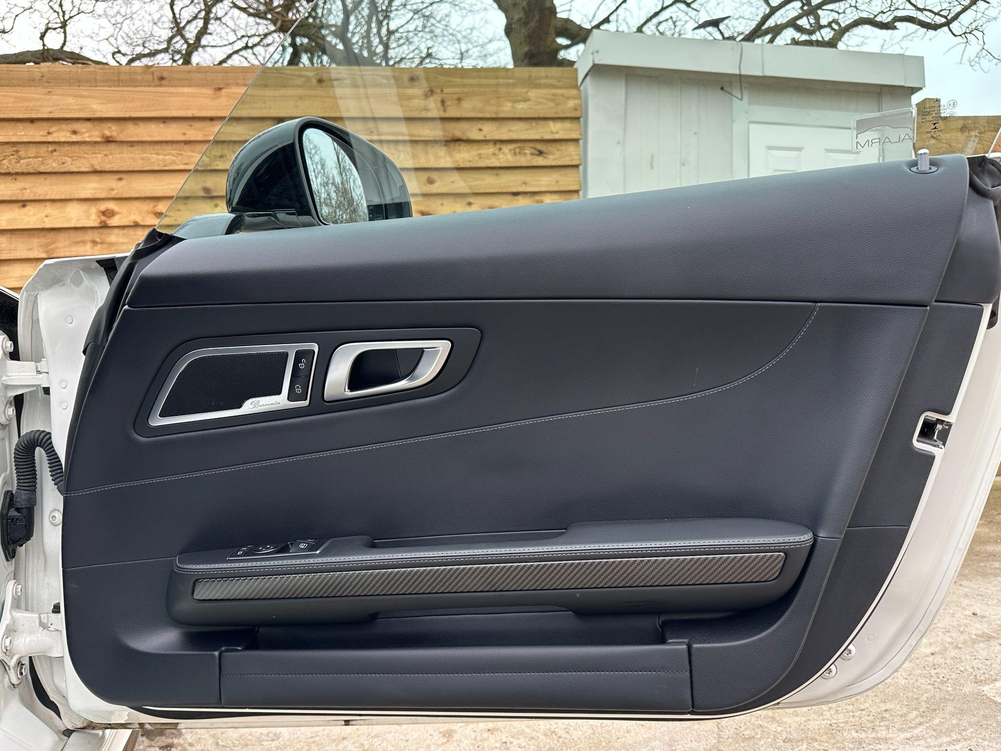 2020 Mercedes-Benz AMG GT 4.0 V8 BiTurbo R PRO SpdS DCT Euro 6 (s/s) 2dr • 8,100 miles image 43