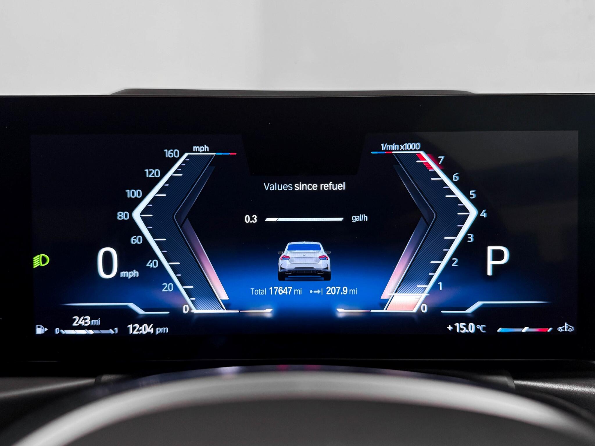 BMW 2 Series view 30