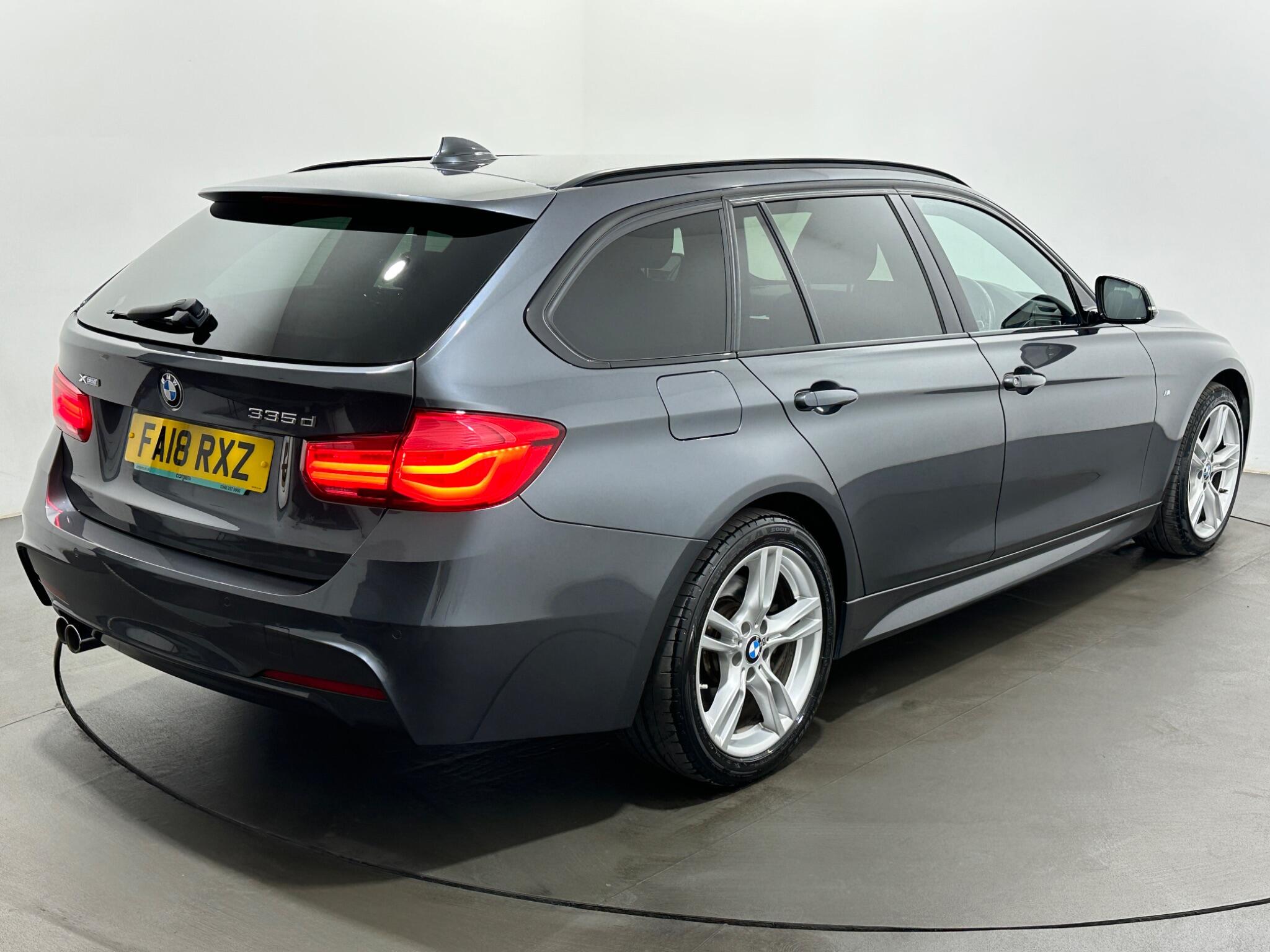 BMW 3 Series view 53