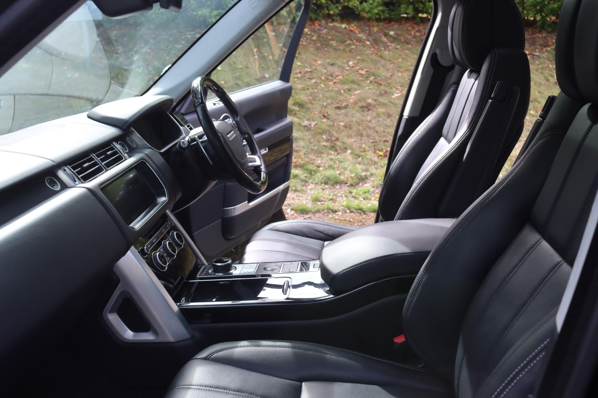 Land Rover Range Rover view 26