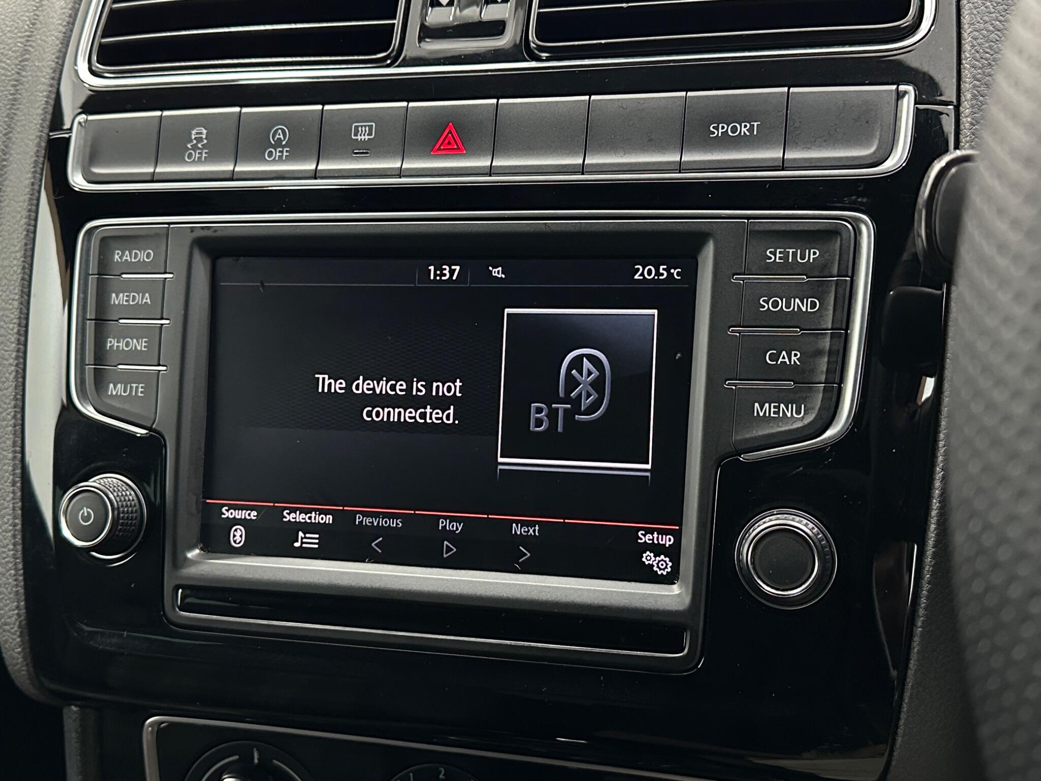Volkswagen Polo view 22