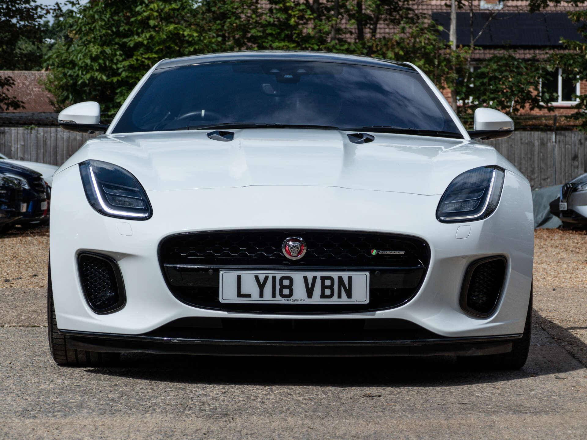 Jaguar F-Type view 9