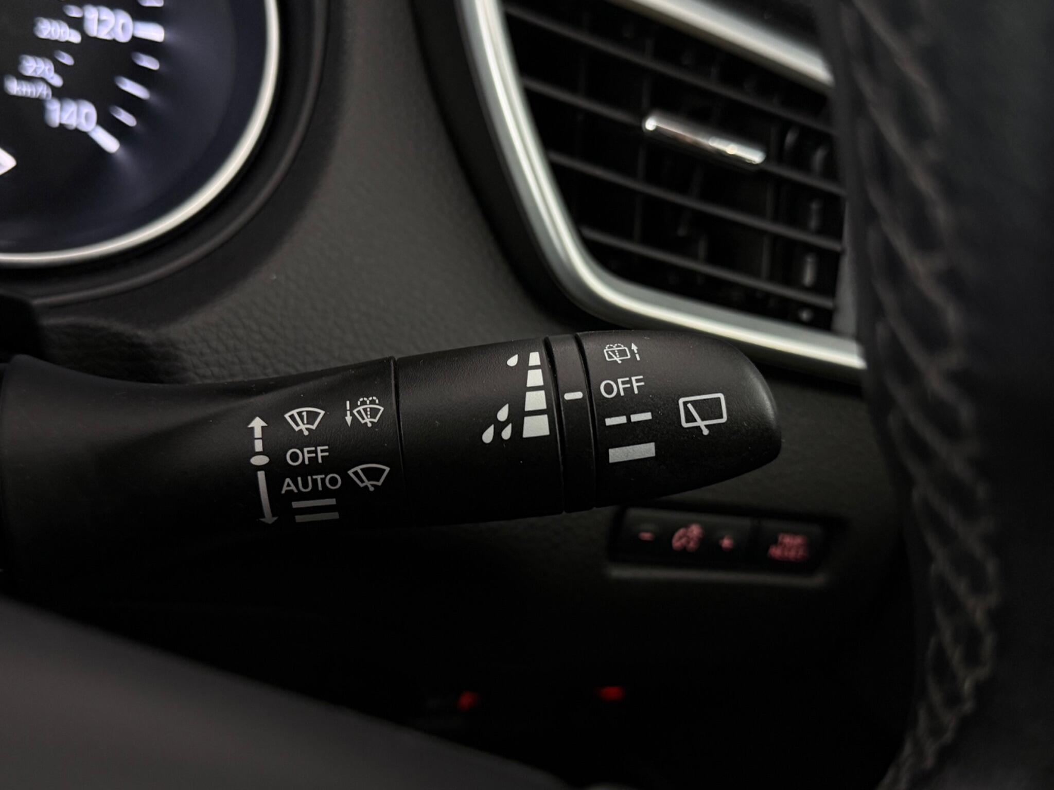 Nissan Qashqai view 17