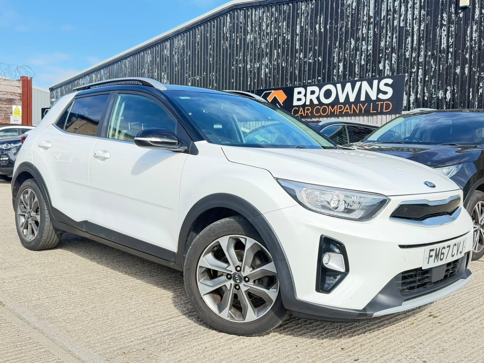 2018 Kia Stonic in White for sale