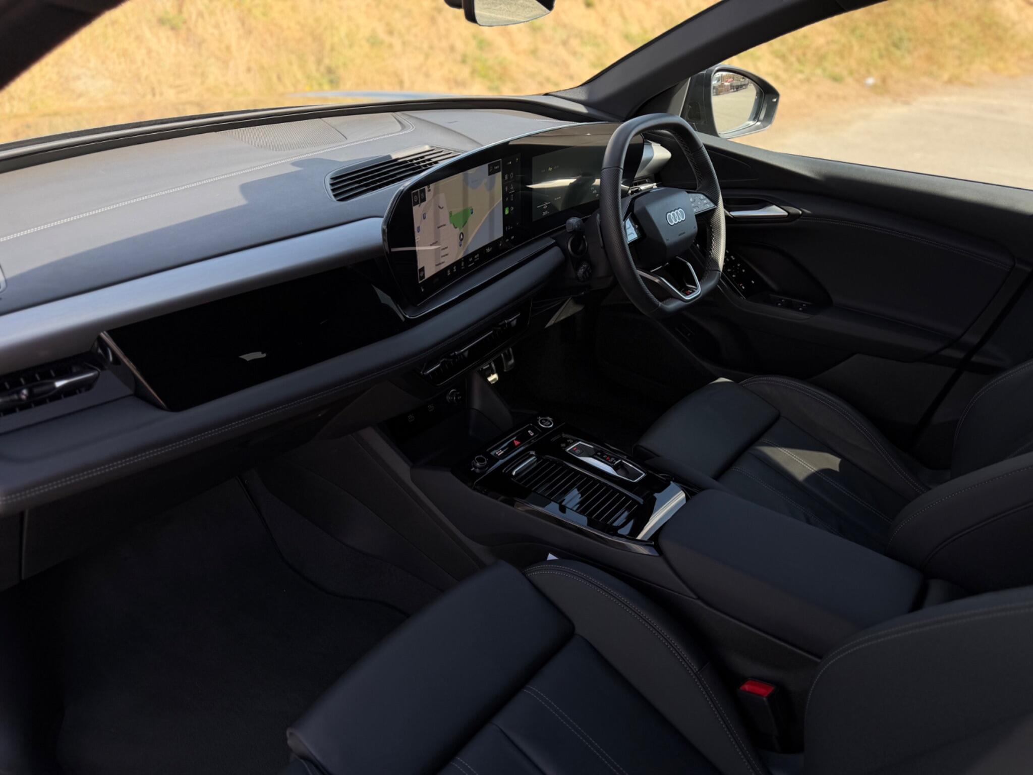 Audi E-Tron view 11