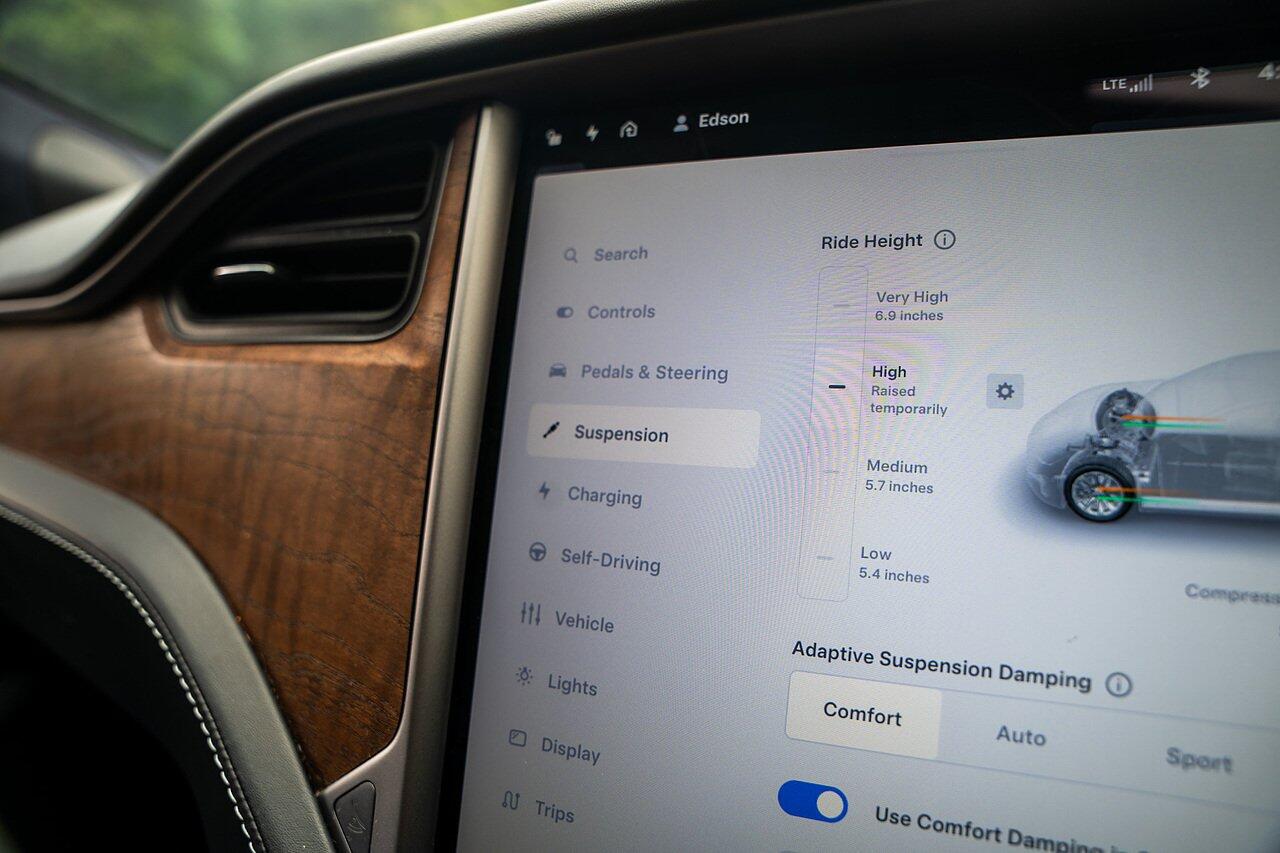 Tesla Model S view 54