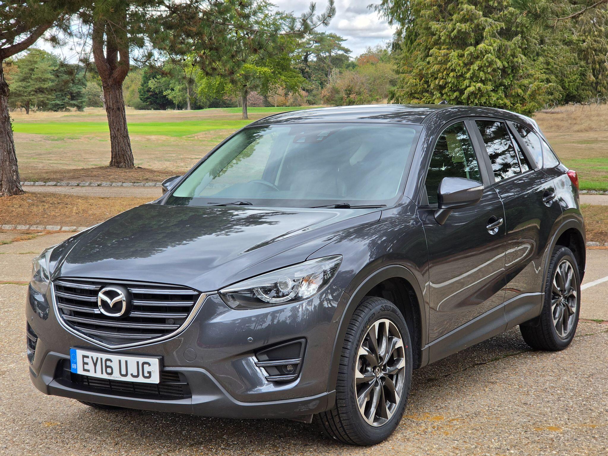Mazda CX-5 view 3