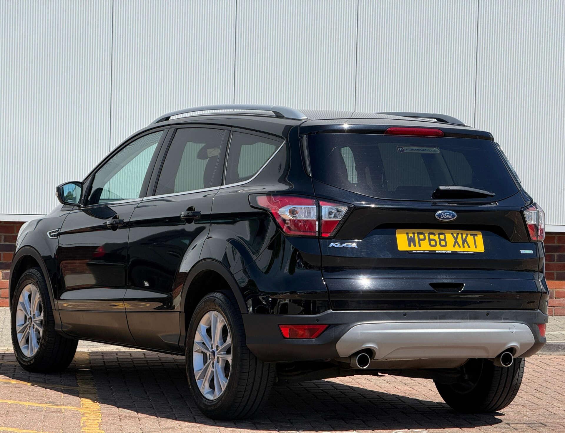 Ford Kuga view 4