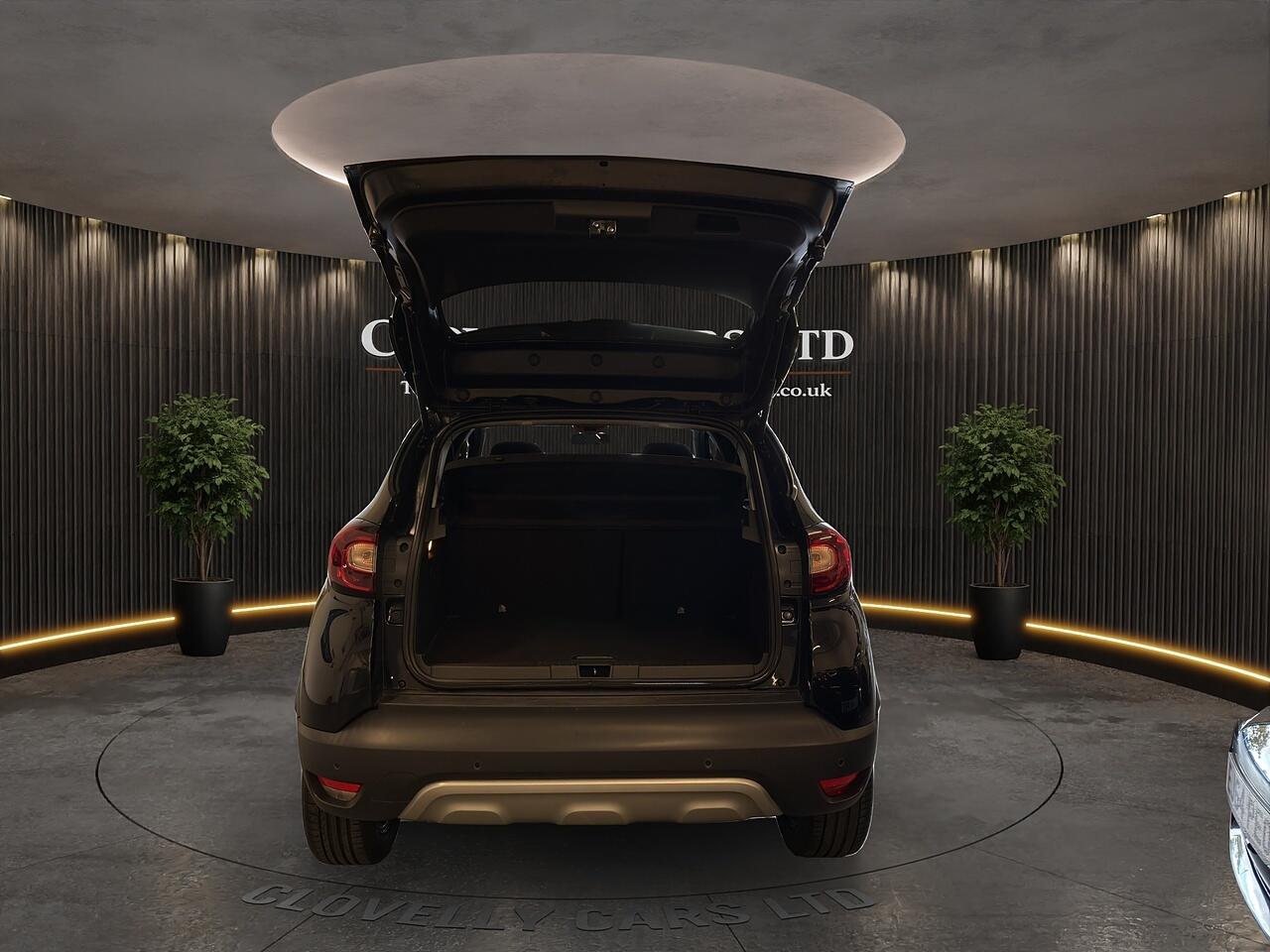 Renault Captur view 14