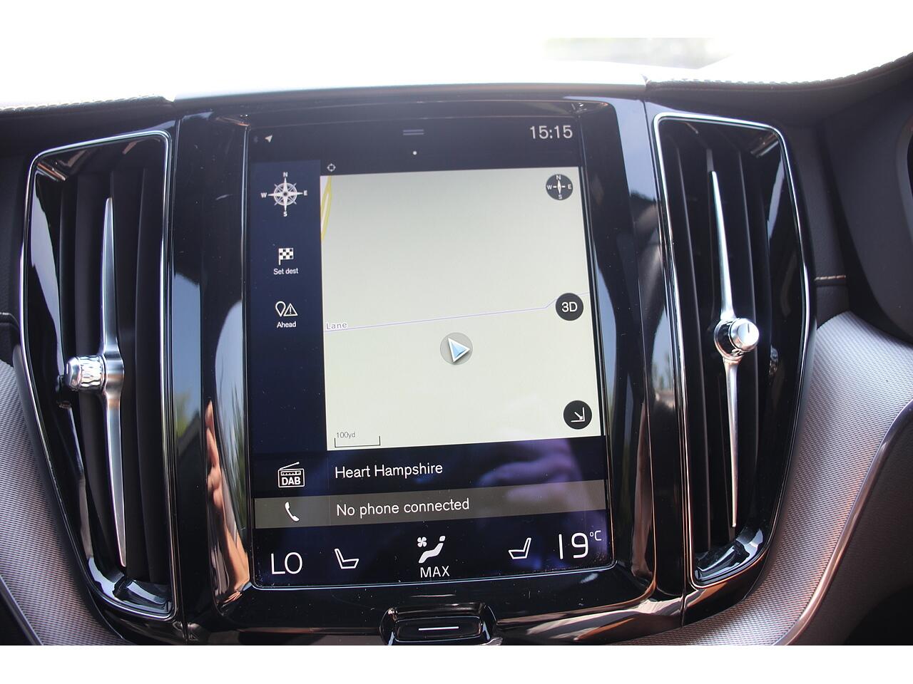 Volvo XC60 view 26