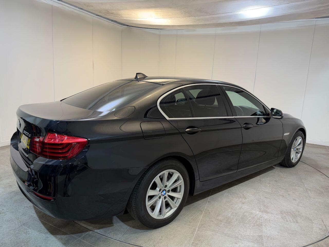 BMW 5 Series view 43