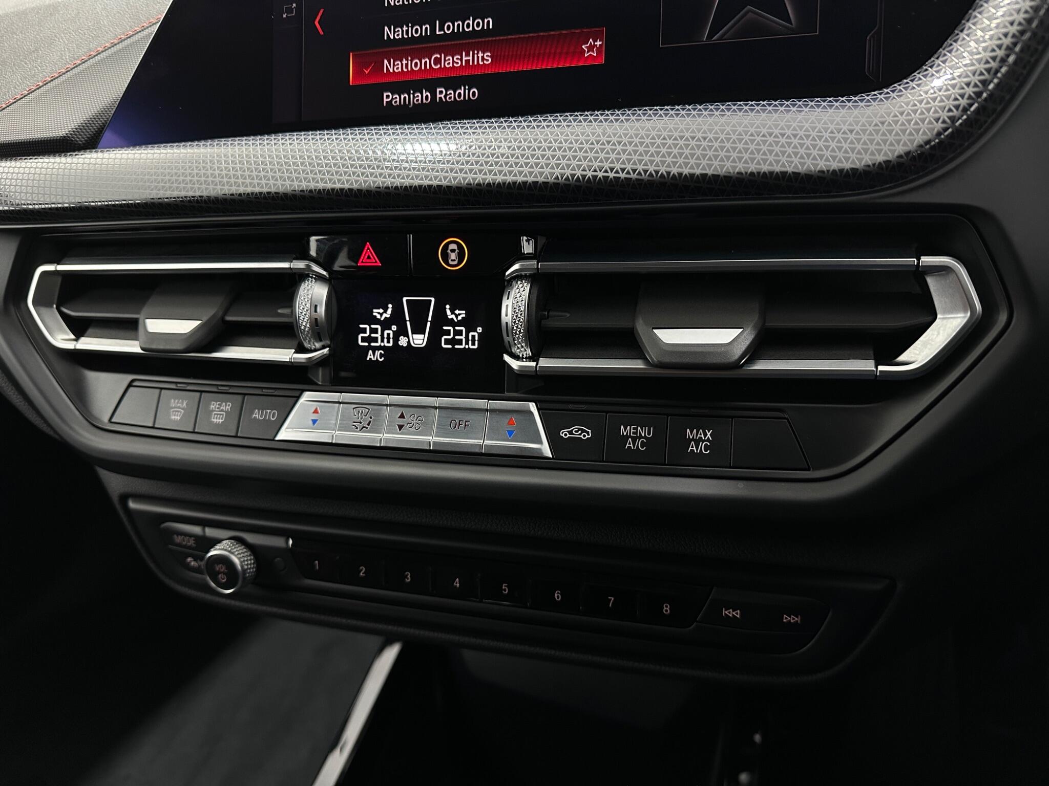 BMW 1 Series view 23
