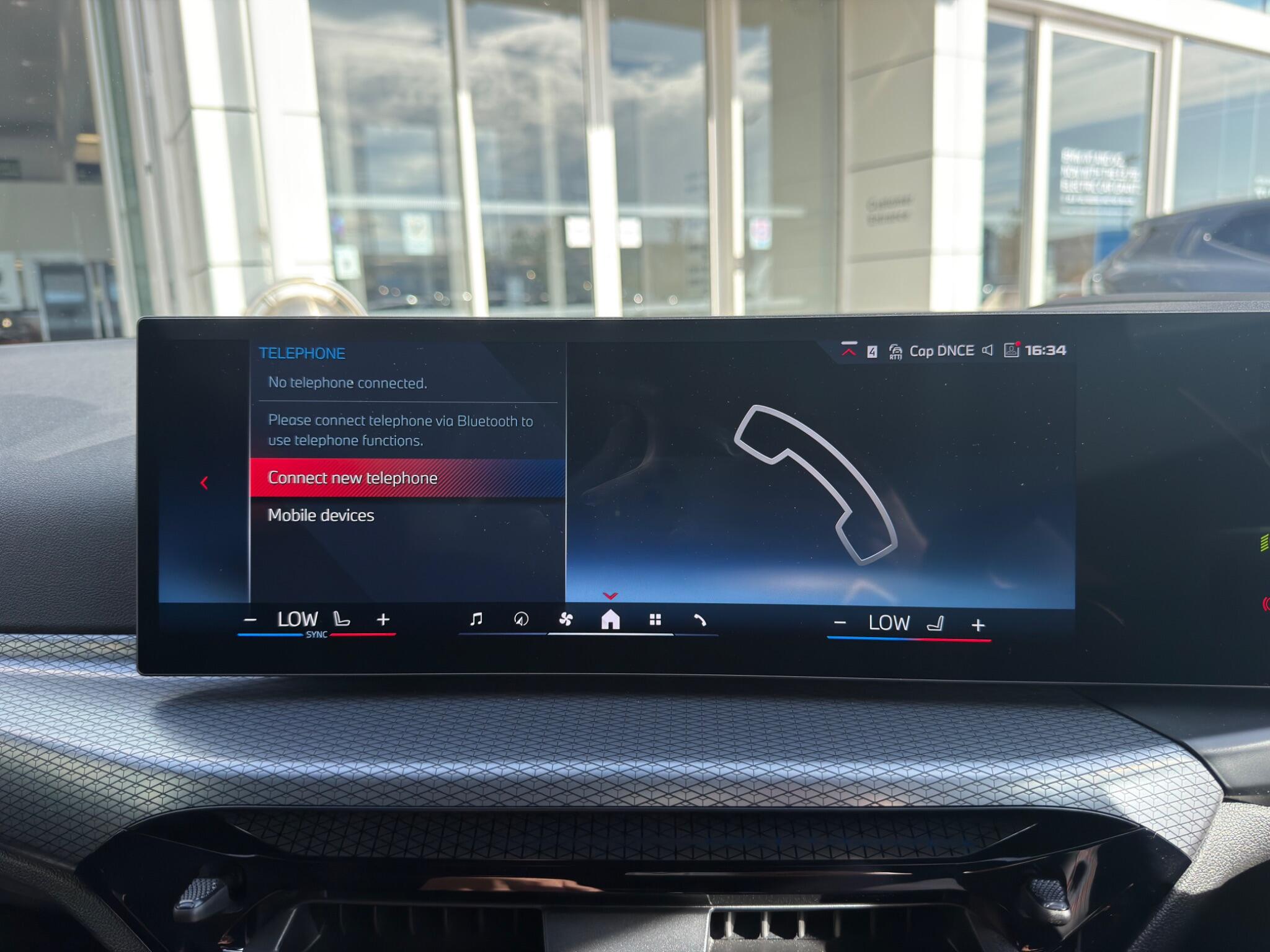 BMW I4 view 21