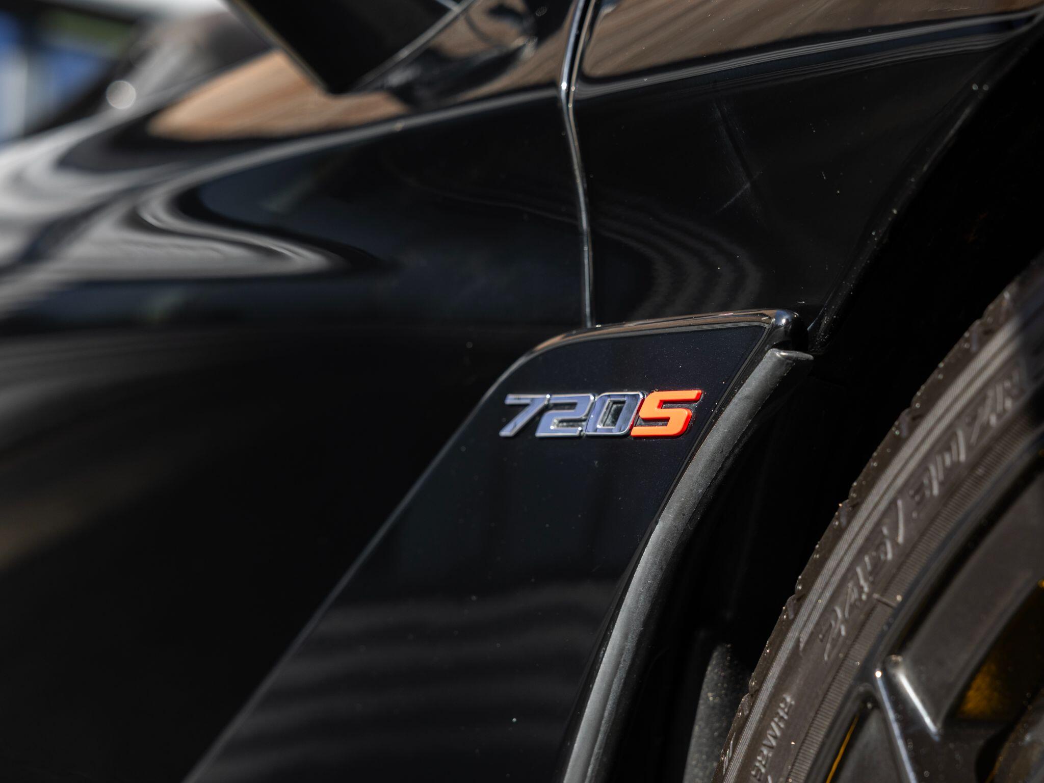 Mclaren 720s view 14