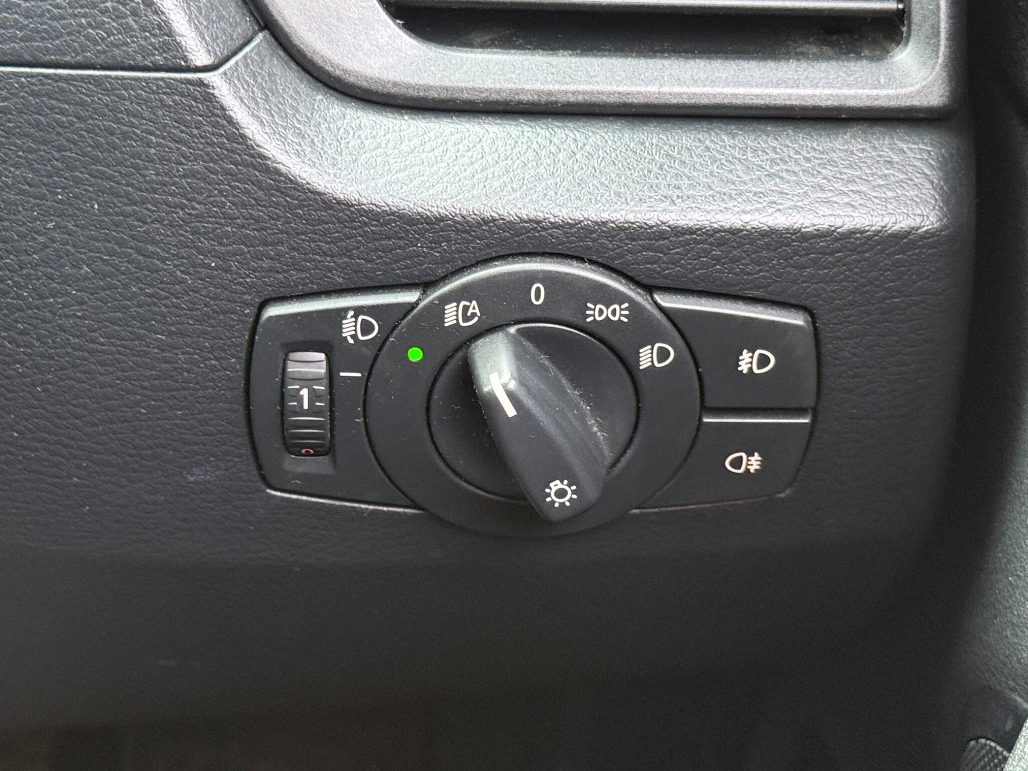 BMW X1 - Image 84
