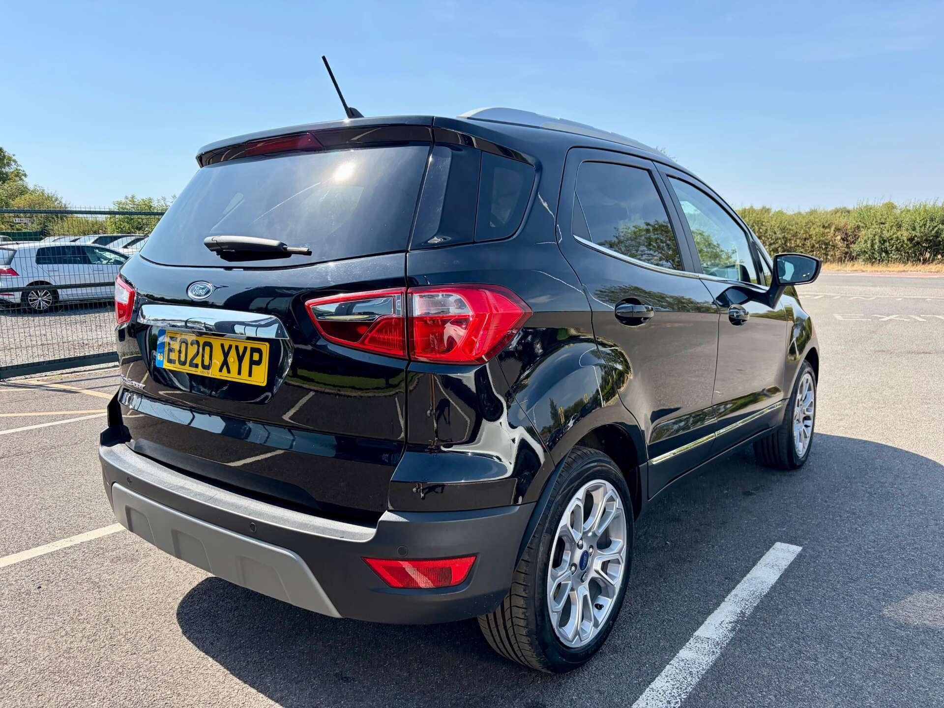 Ford Ecosport view 8