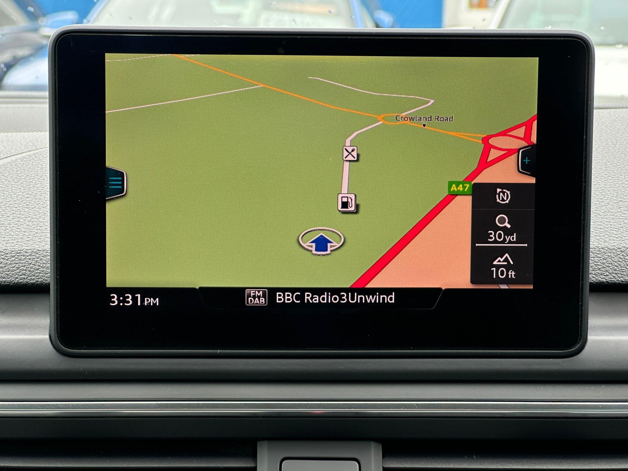 Audi A4 Avant view 12