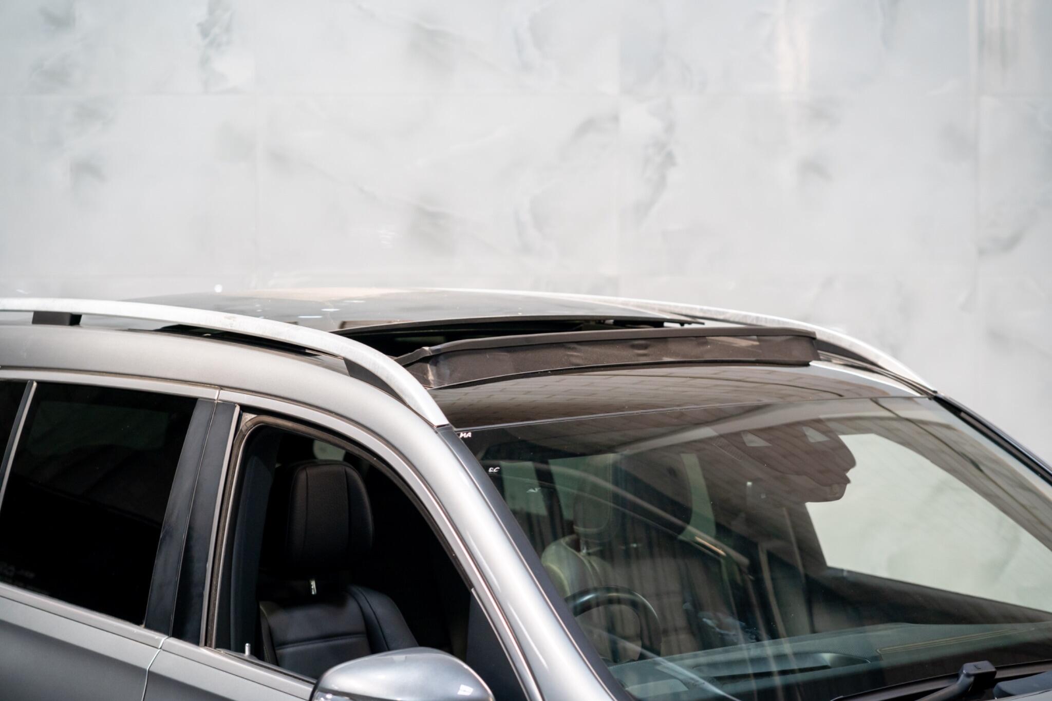 Mercedes-Benz GLS view 47