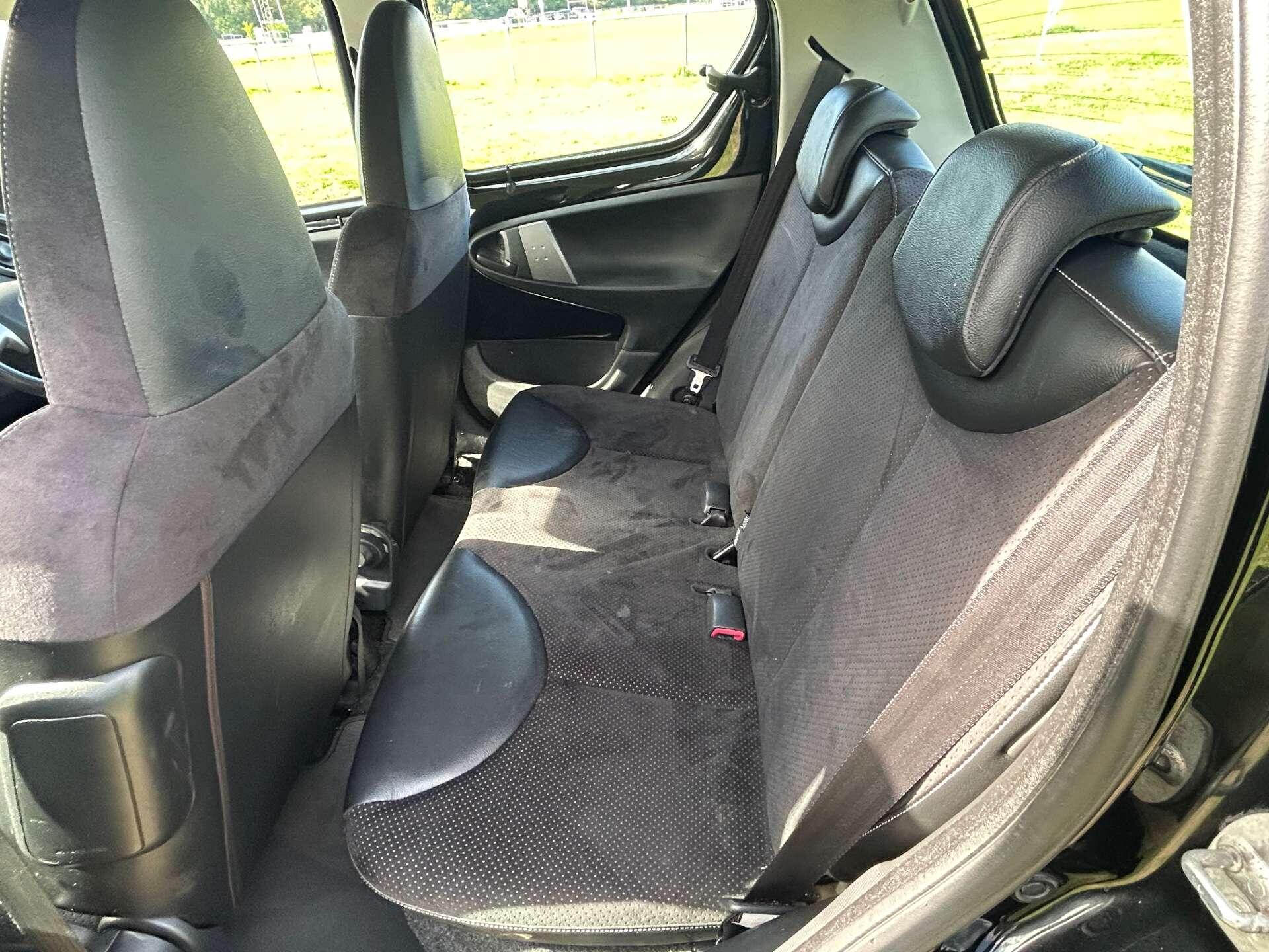 Toyota Aygo view 32
