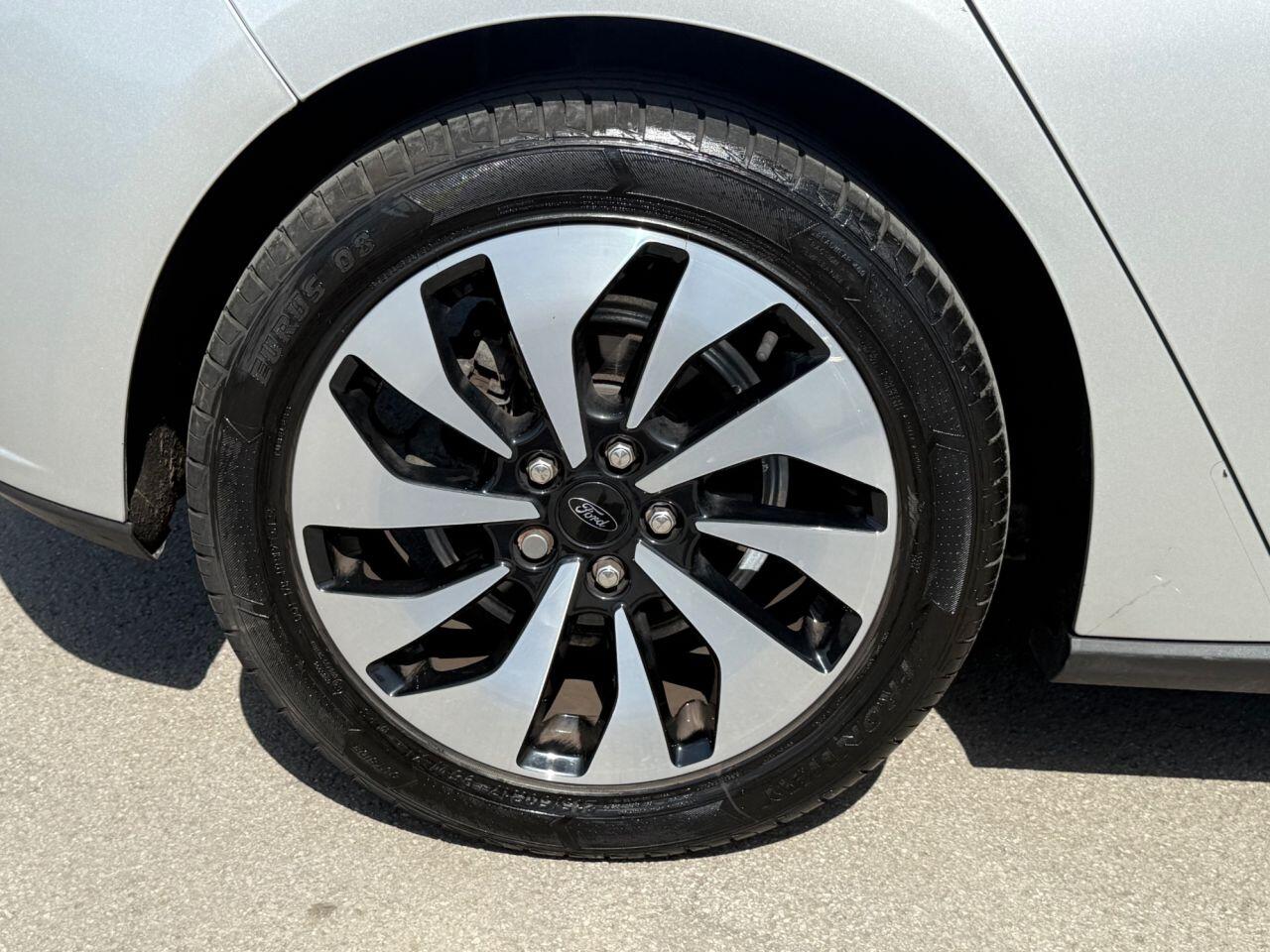 Ford Focus view 18
