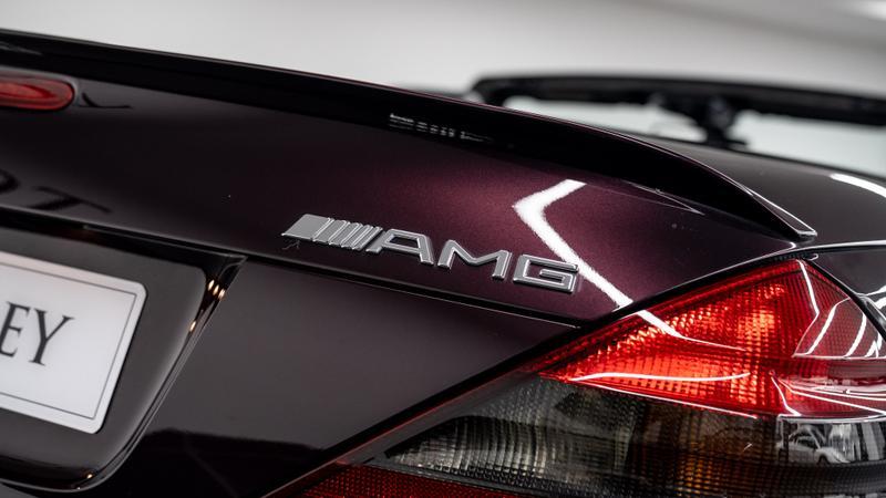 Mercedes-Benz SL view 14