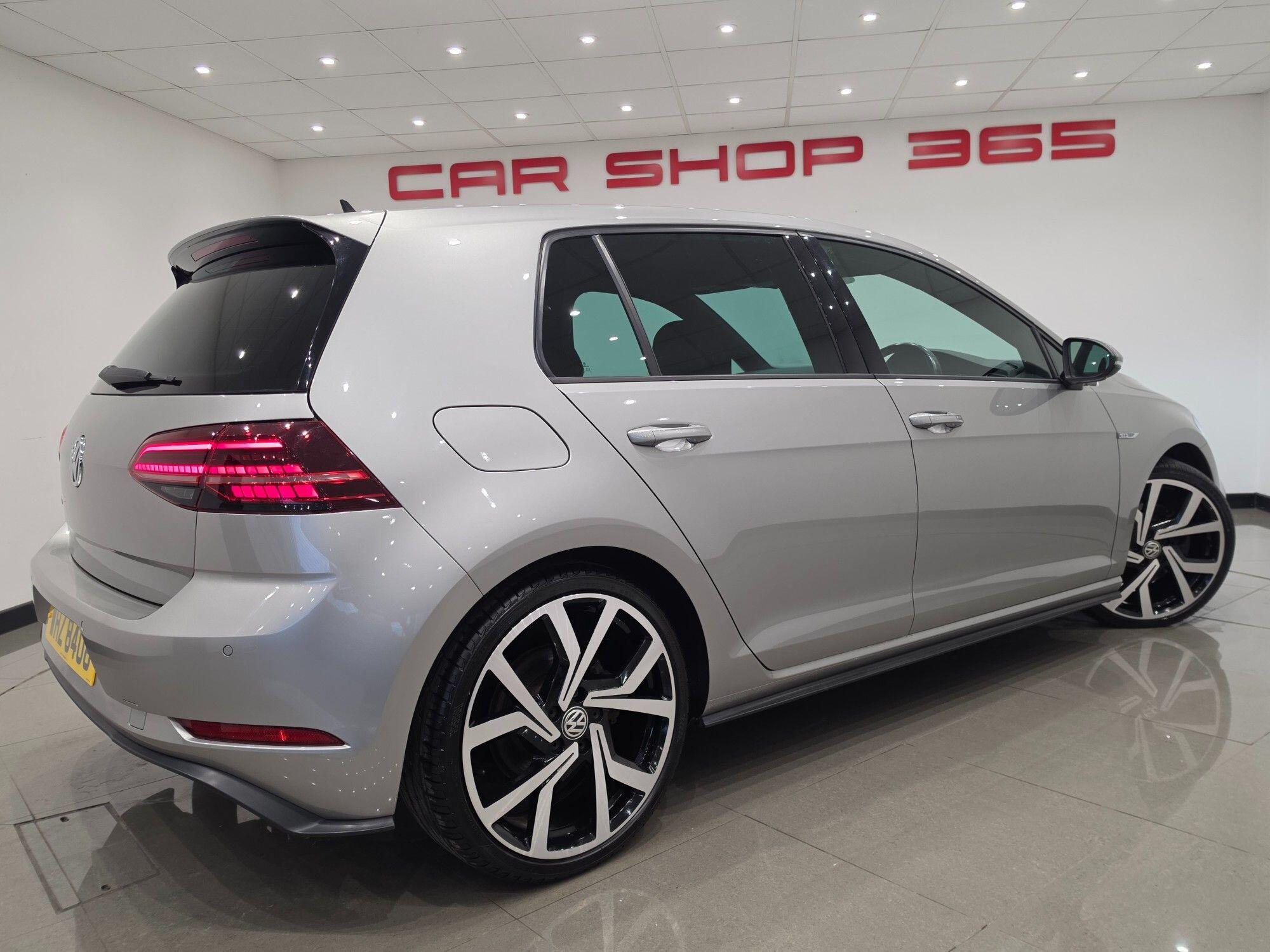 Volkswagen Golf view 70