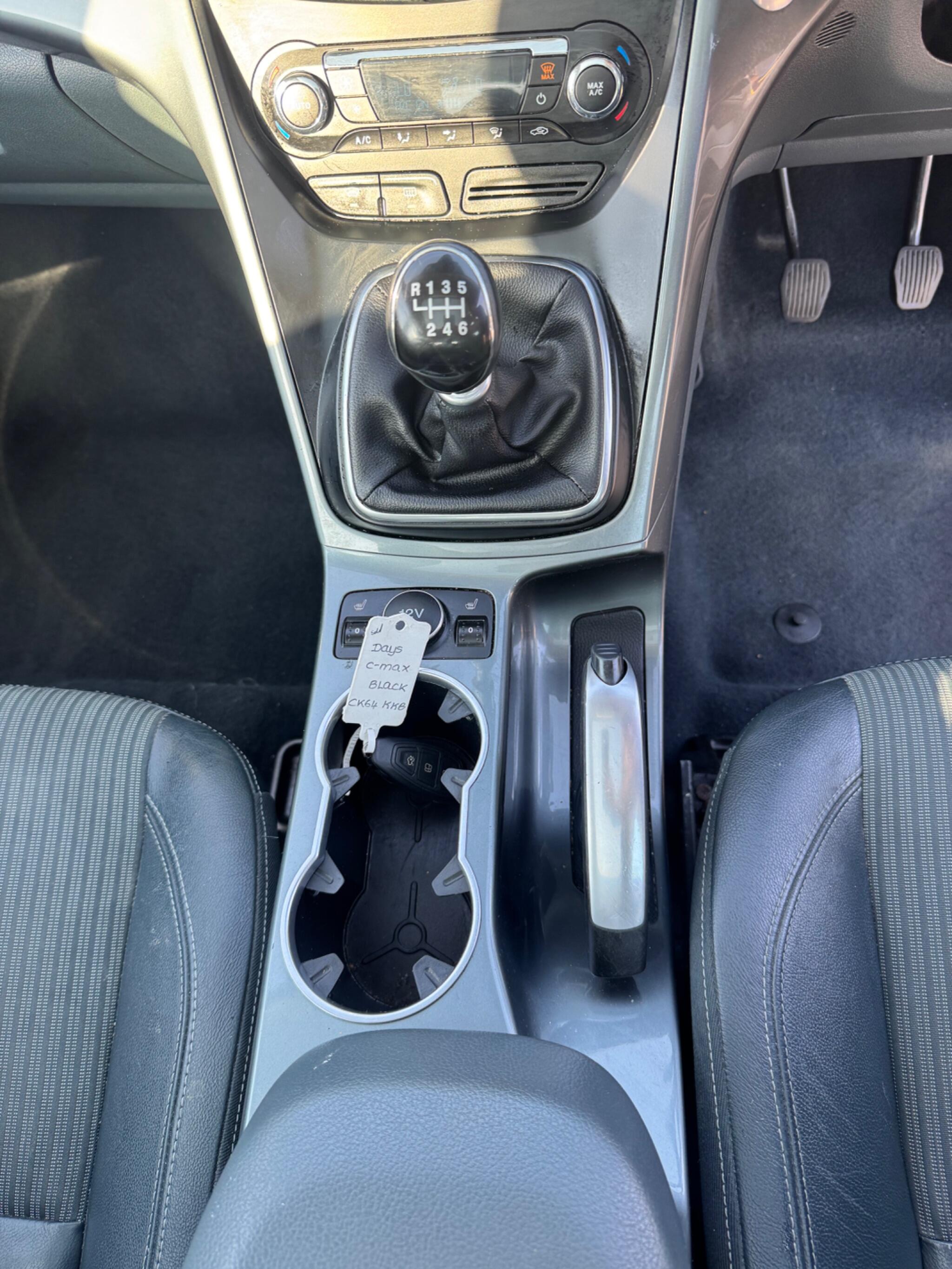 Ford C-Max view 24