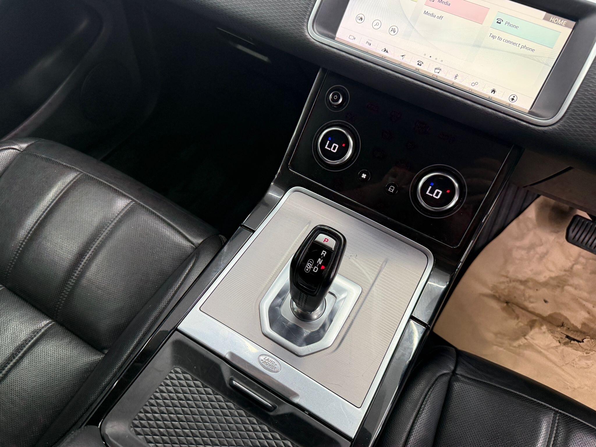 Land Rover Range Rover Evoque view 42