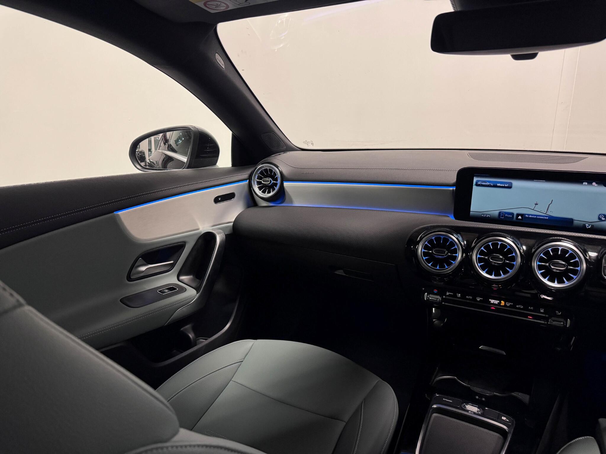 Mercedes-Benz Cla view 31