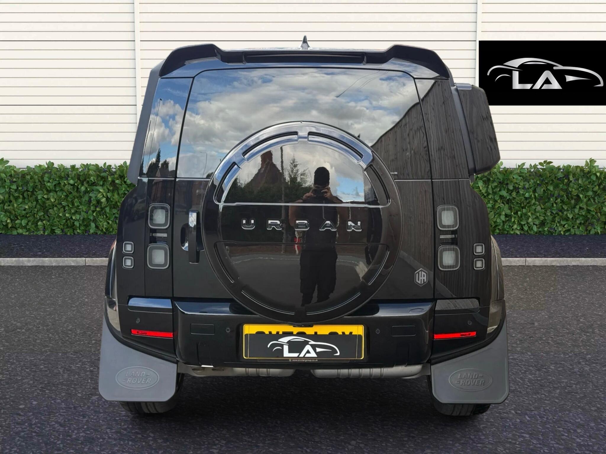 Land Rover Defender view 7