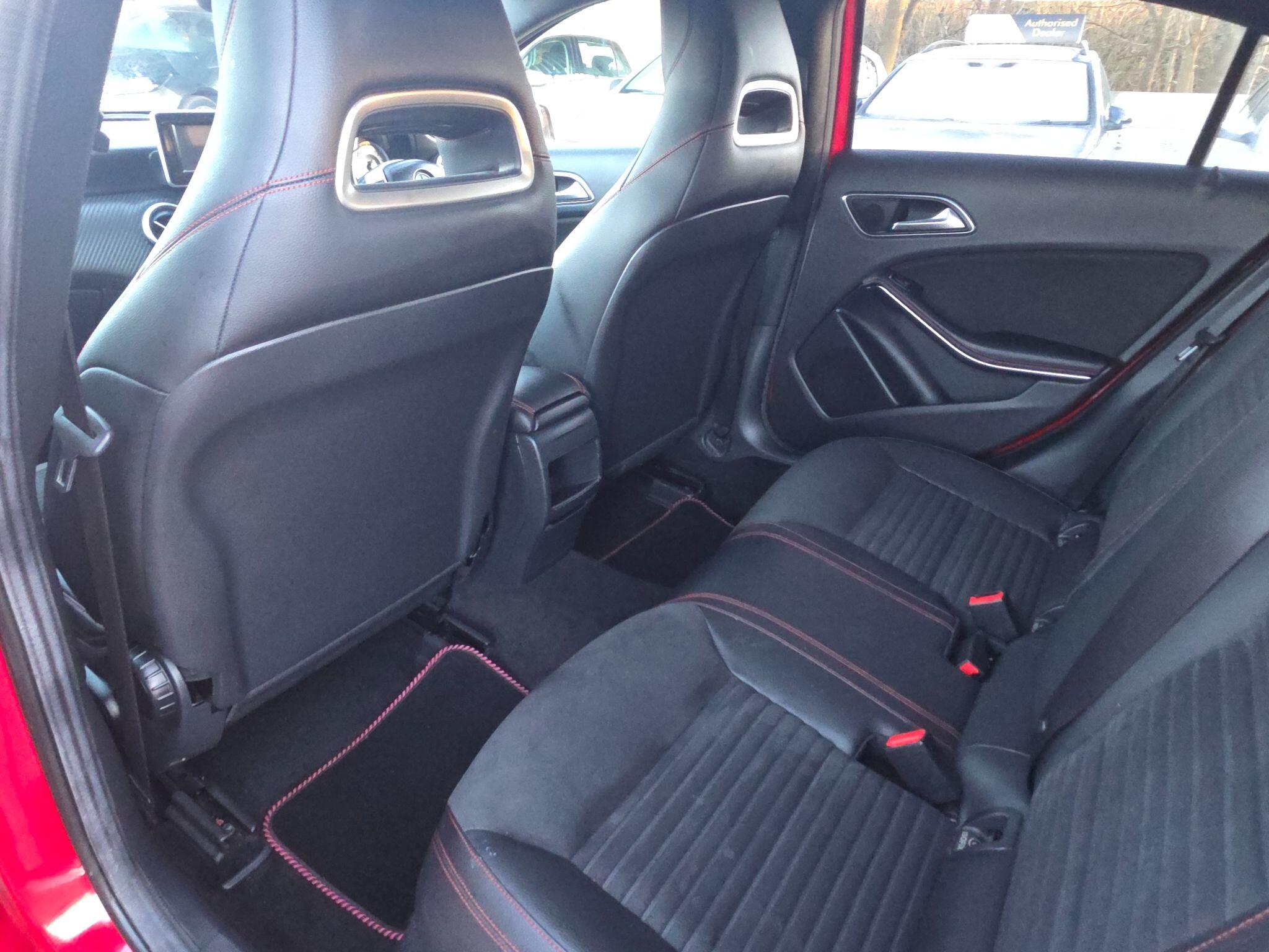 2015 Mercedes-Benz A Class image 23
