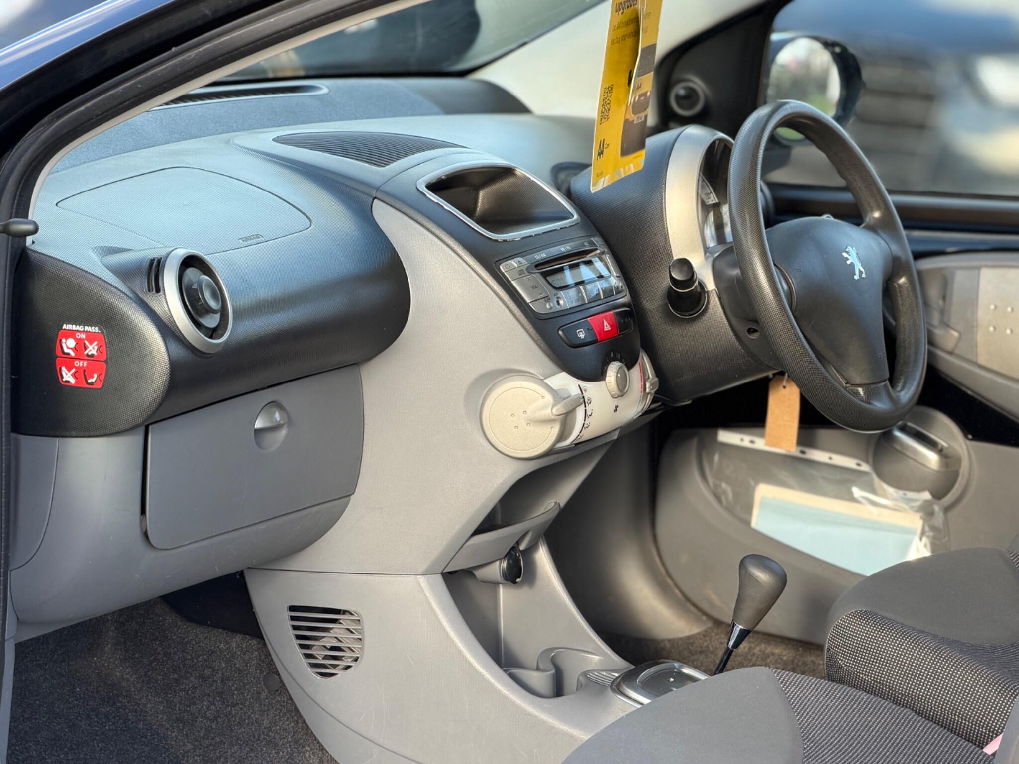 2006 Peugeot 107 1.0 12V Urban 2 Tronic Euro 4 3dr image 14