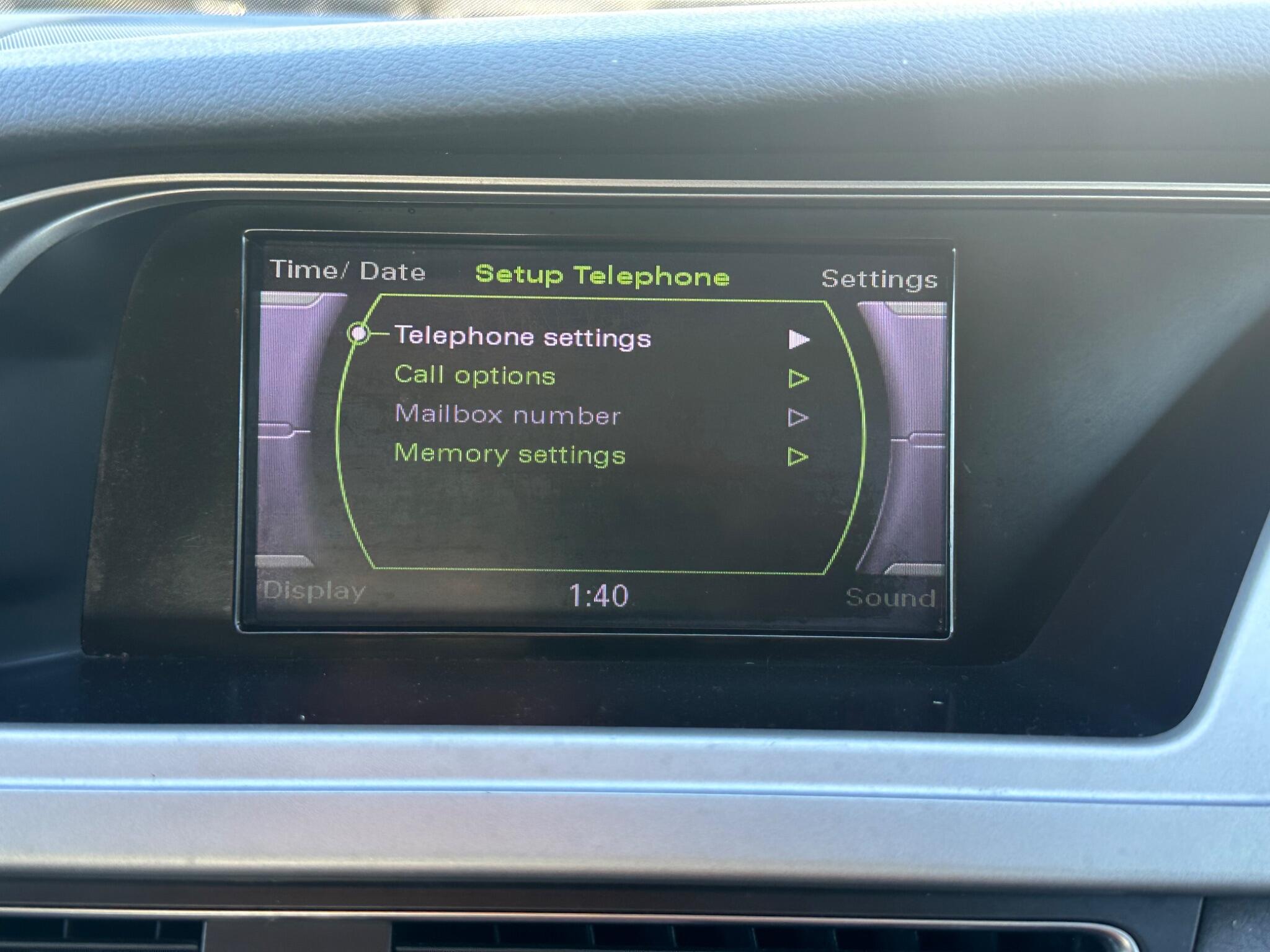 Audi A4 Avant view 36