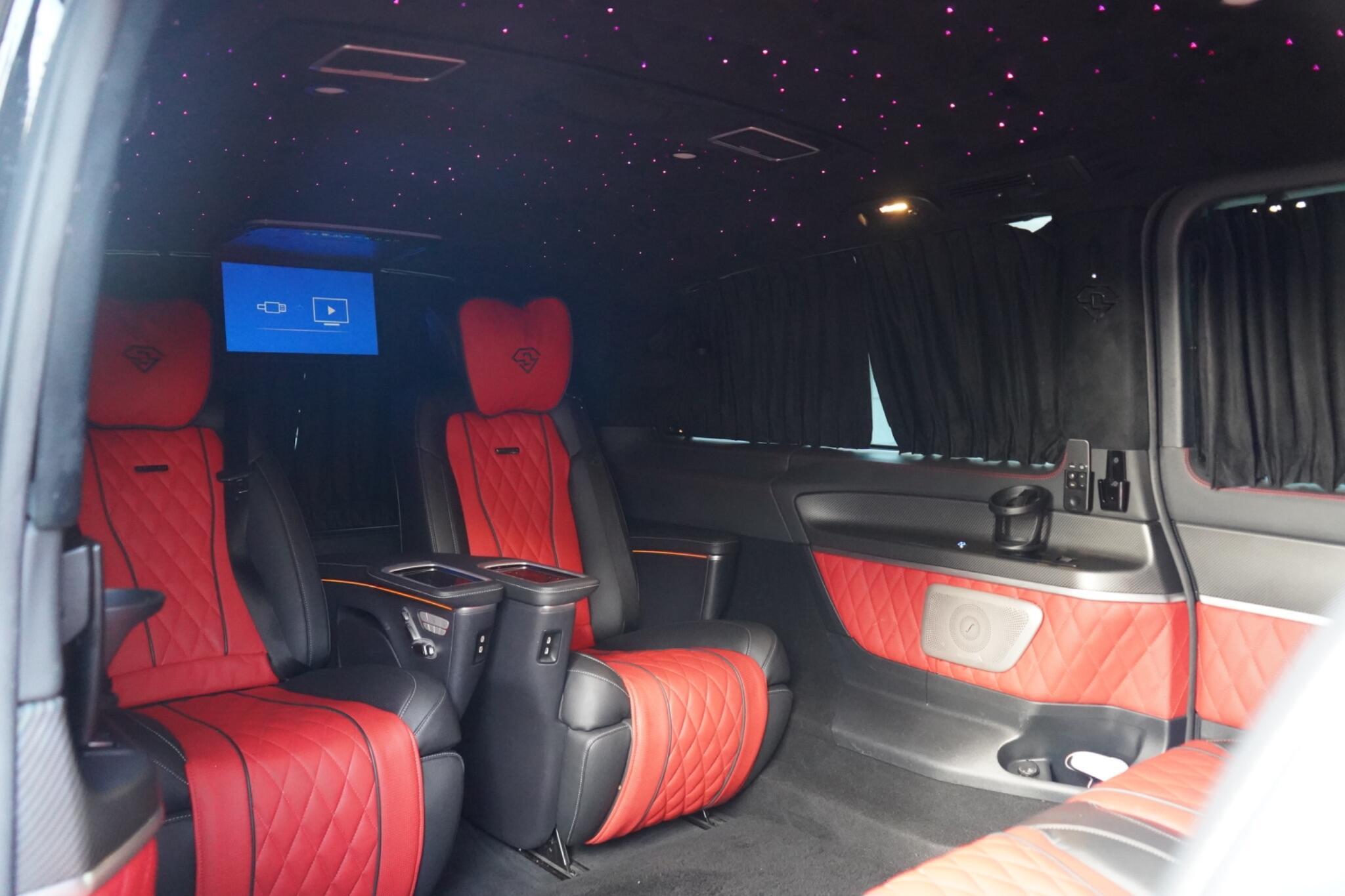 Mercedes-Benz V-Class view 2