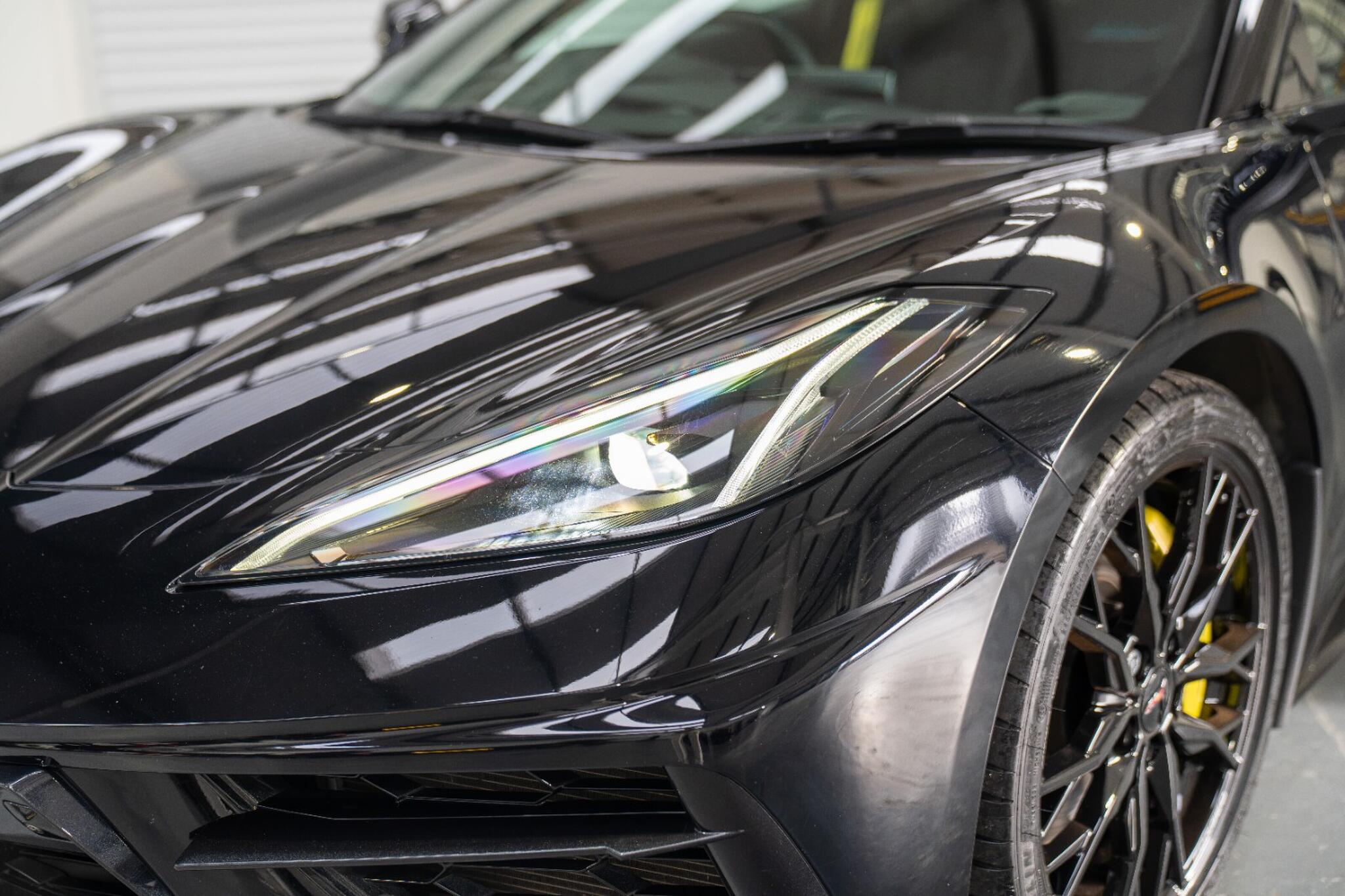 Chevrolet Corvette view 21