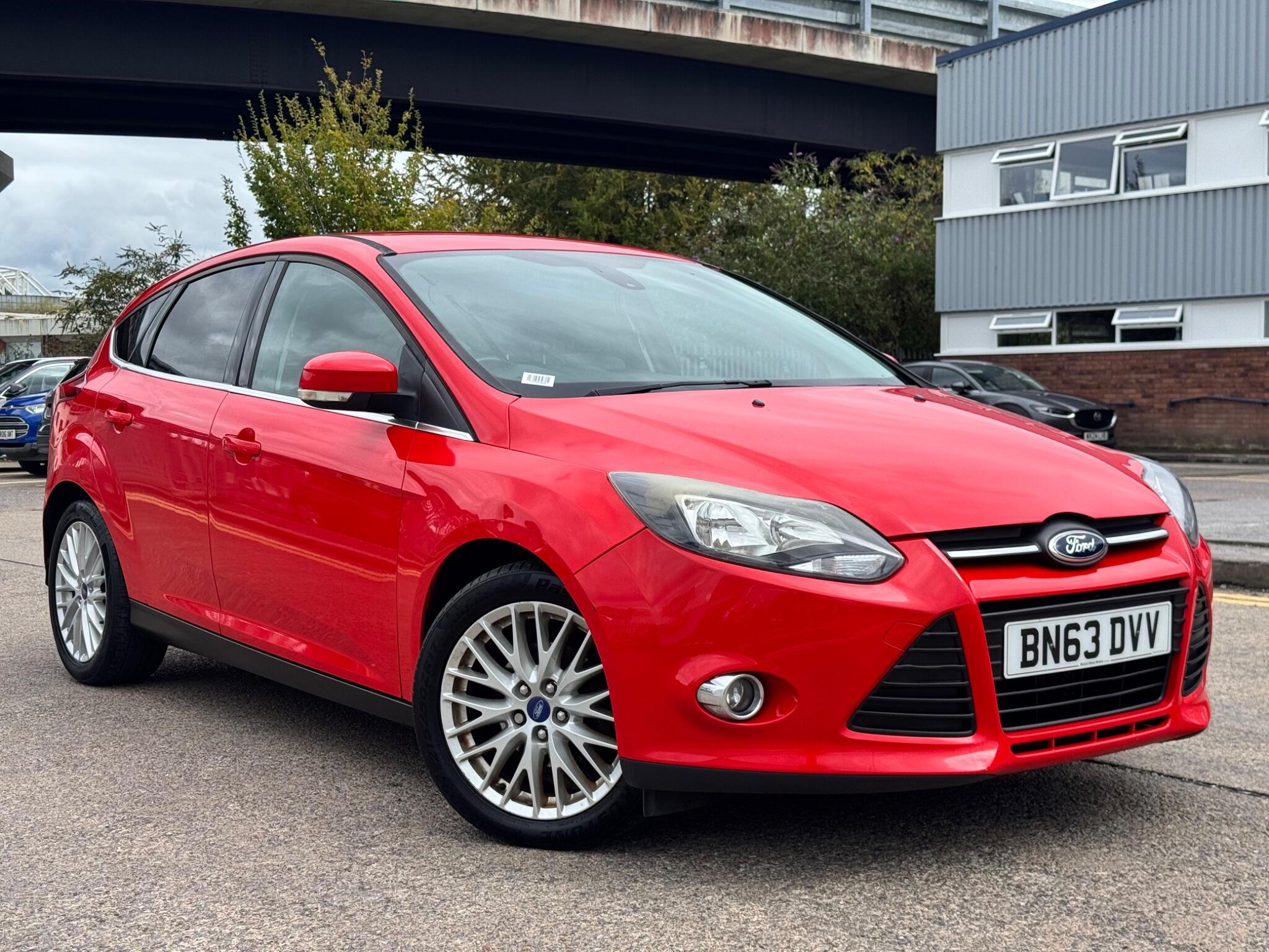 Ford Focus view 5