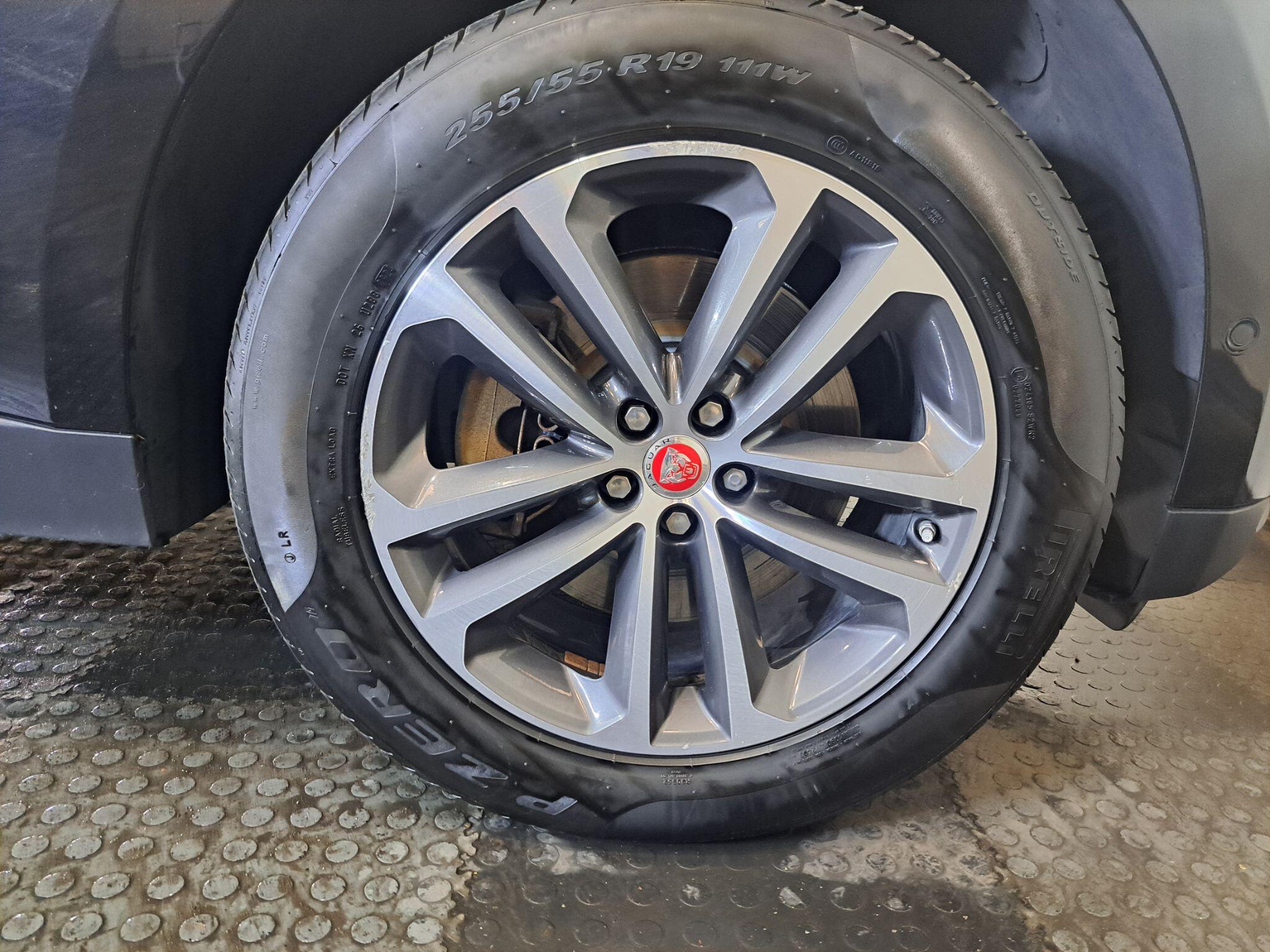 Jaguar F-Pace view 39