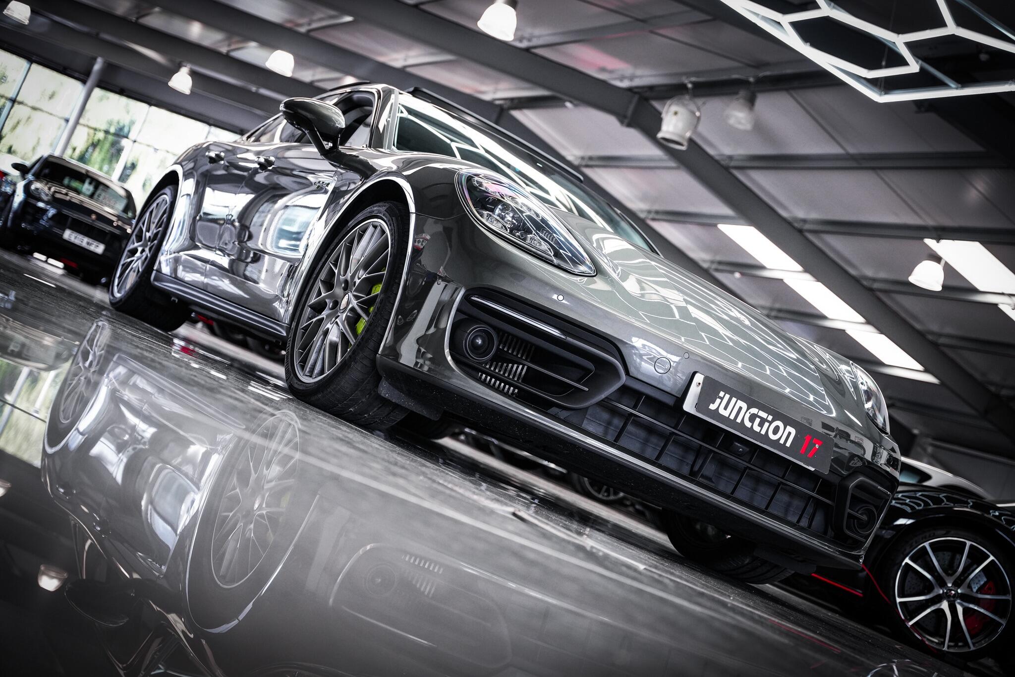 Porsche Panamera view 33