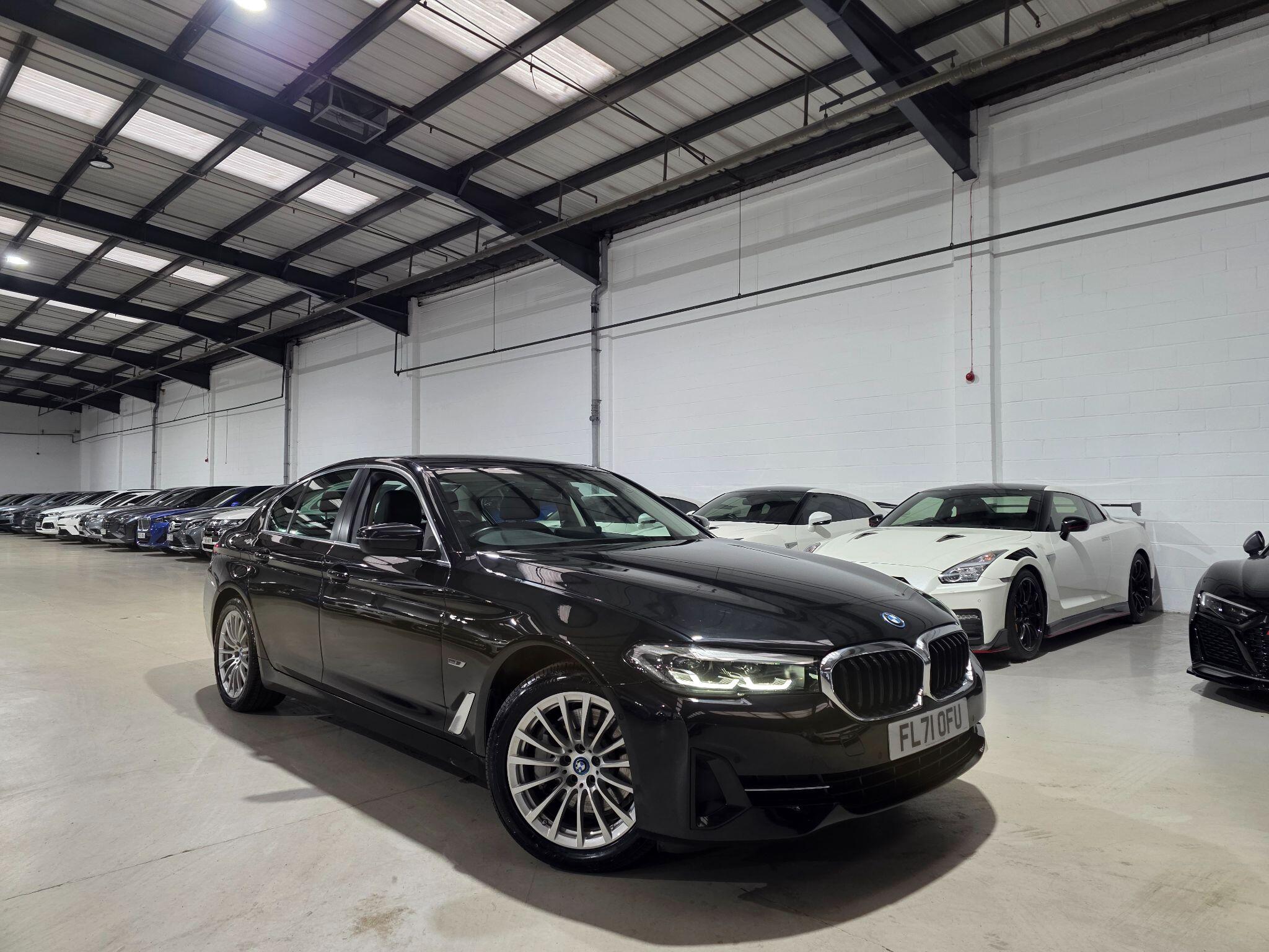 BMW 5 Series view 3