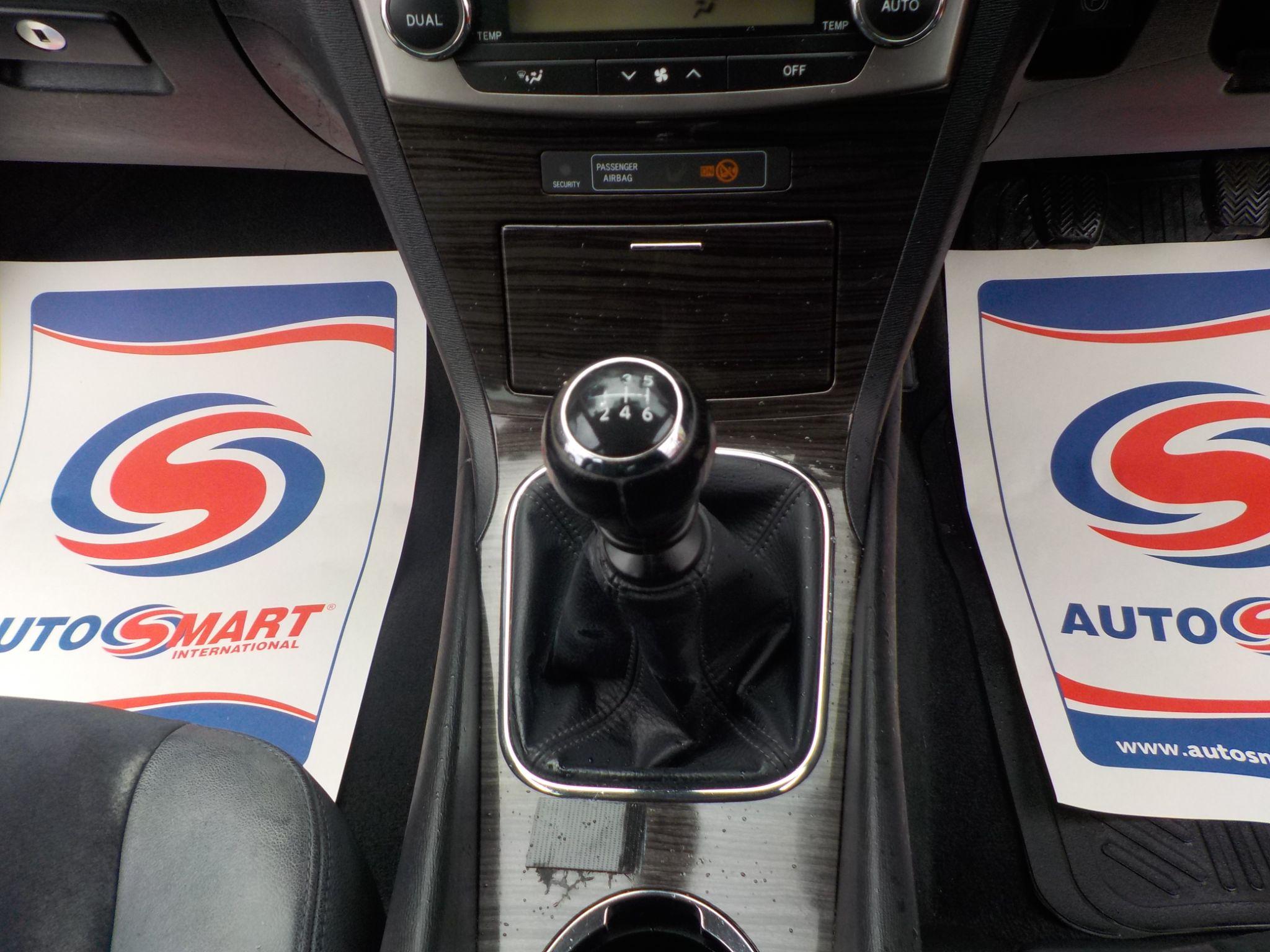 Toyota Avensis 2.0 D-4D Icon Plus Euro 5 4dr