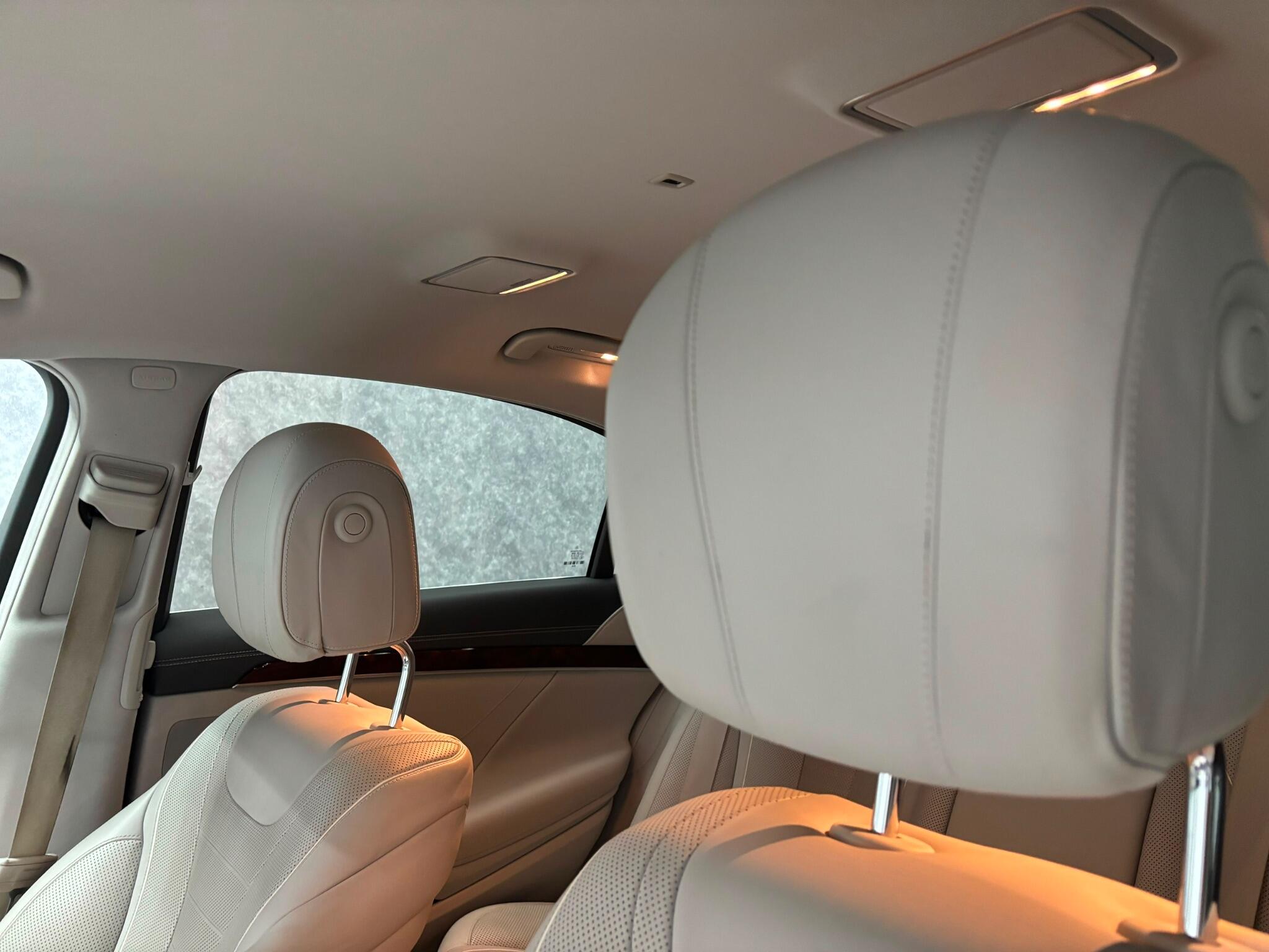 Mercedes-Benz S Class view 13