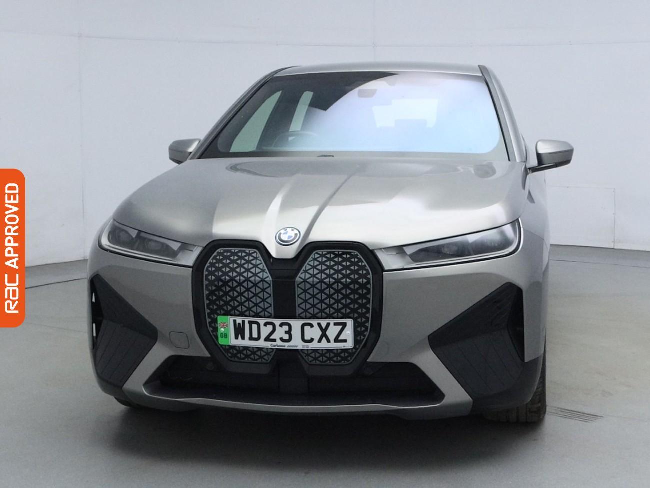 BMW Ix view 8