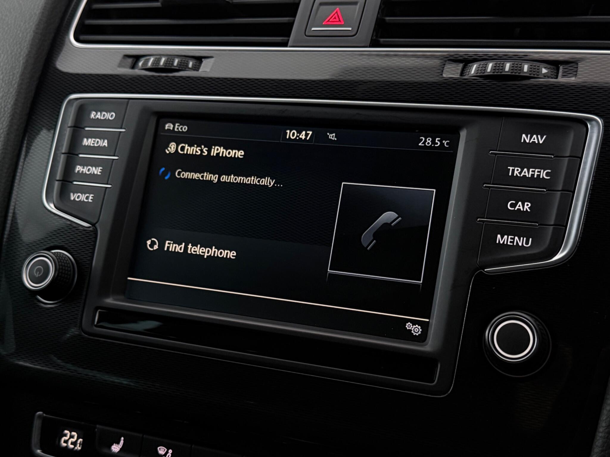 Volkswagen Golf view 24