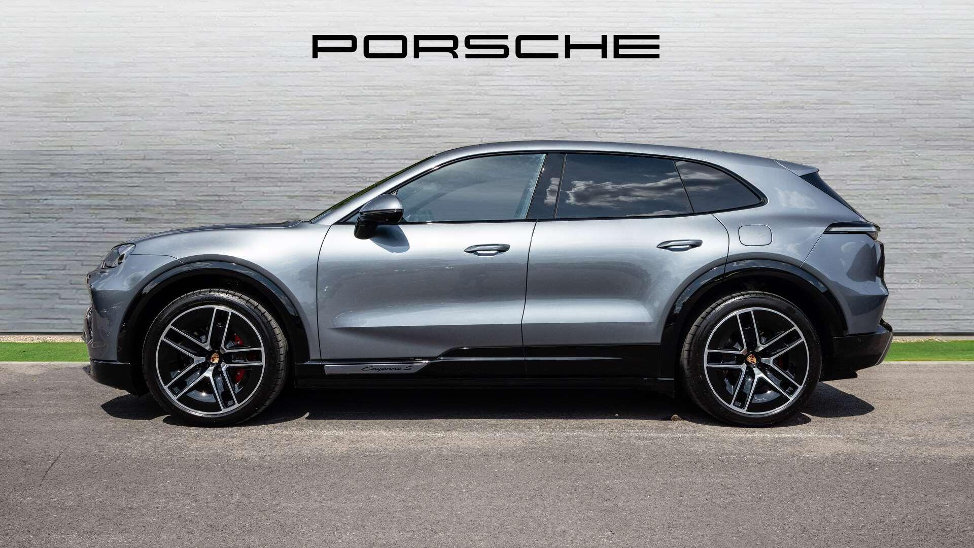 Porsche Cayenne view 6